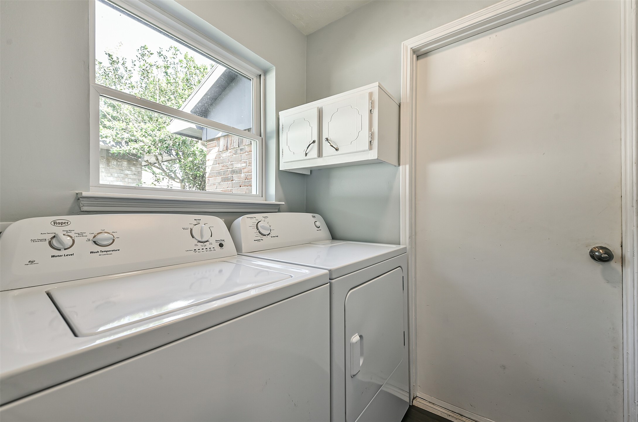 863 Seamaster Drive Property Photo 36