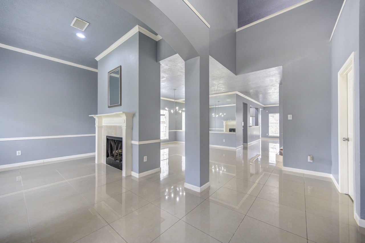 2318 Stoneburg Court Property Photo 10