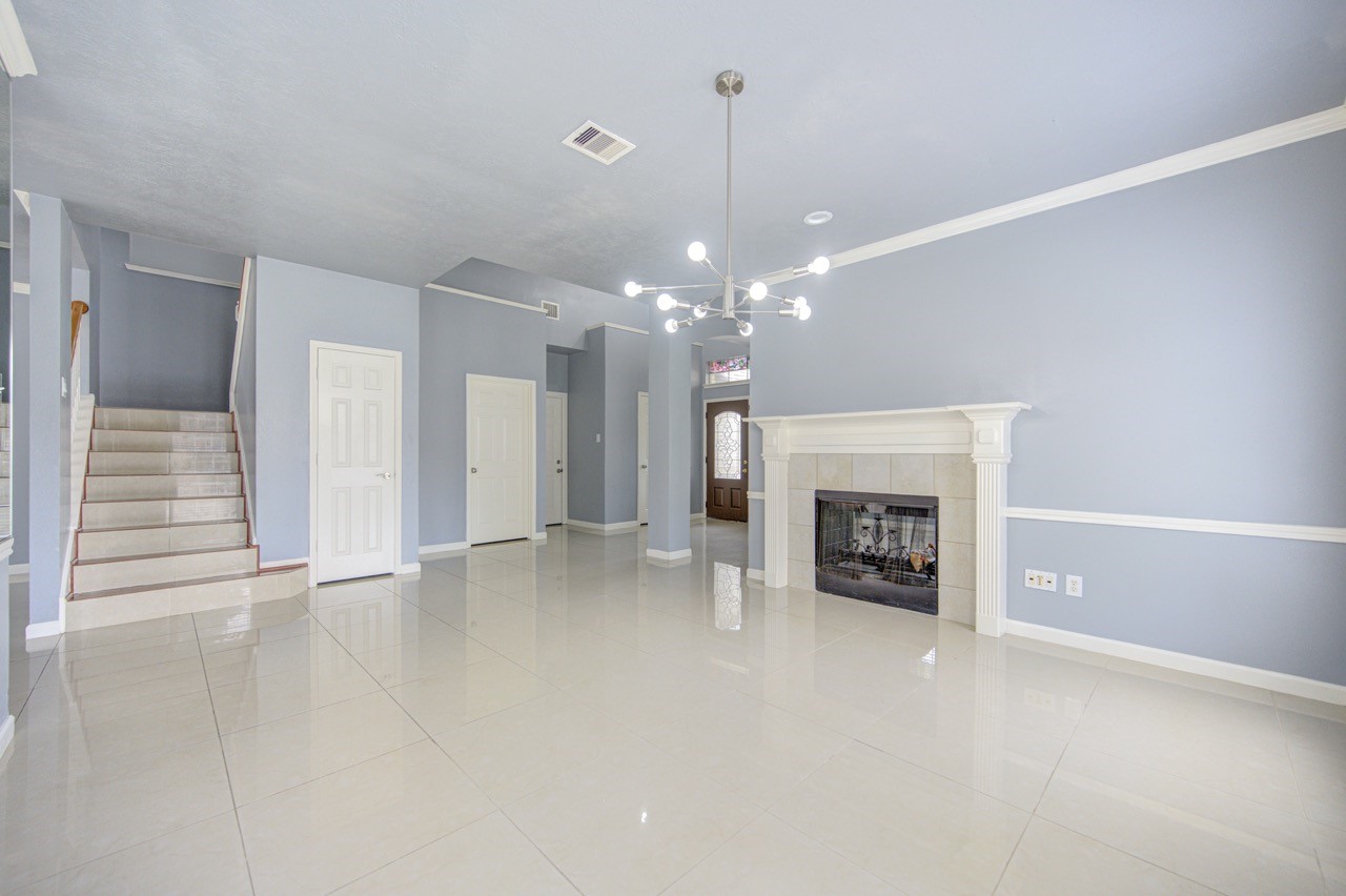 2318 Stoneburg Court Property Photo 16