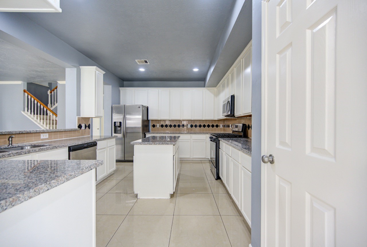 2318 Stoneburg Court Property Photo 27