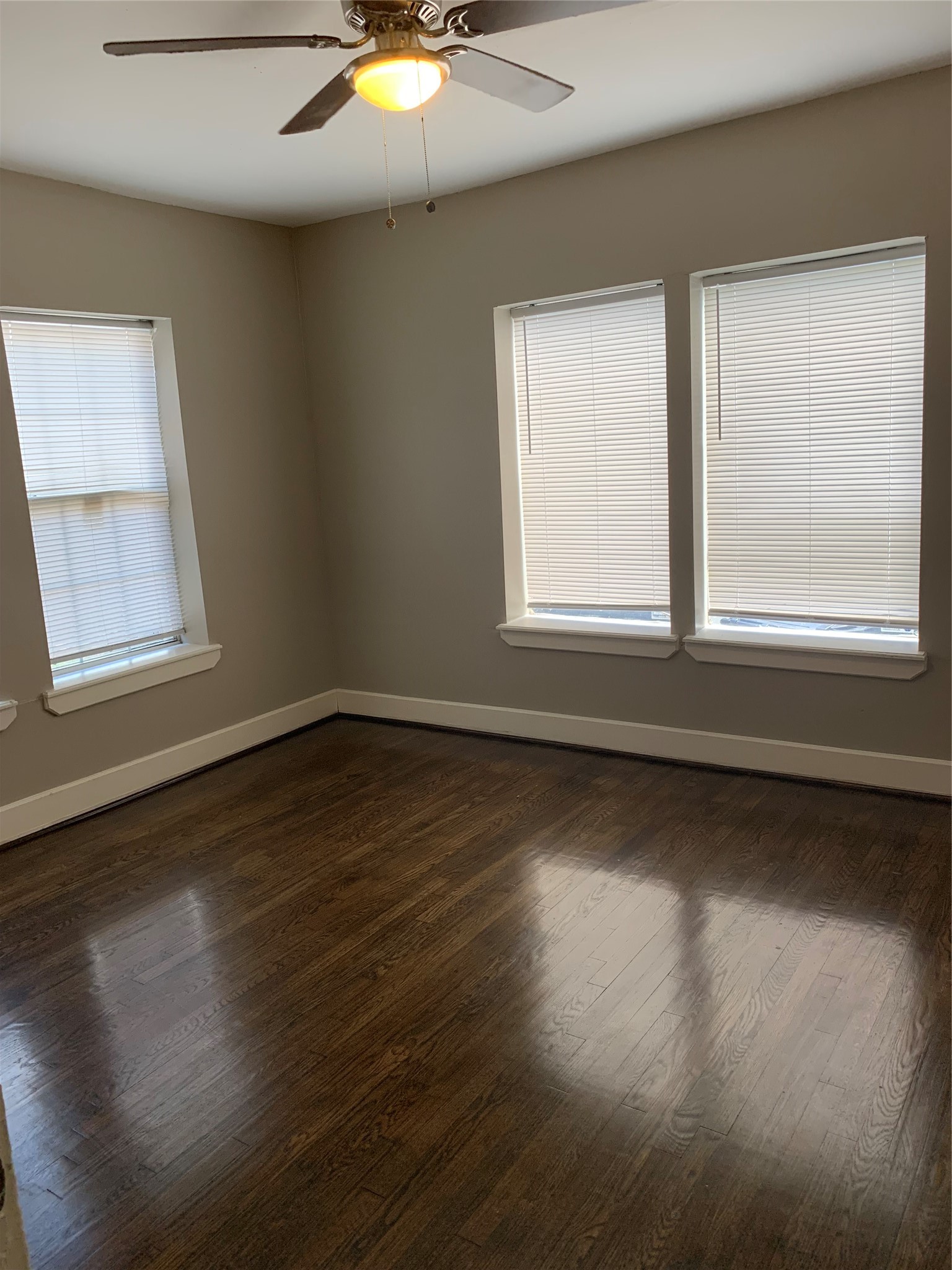 2112 Berry Street Property Photo 7