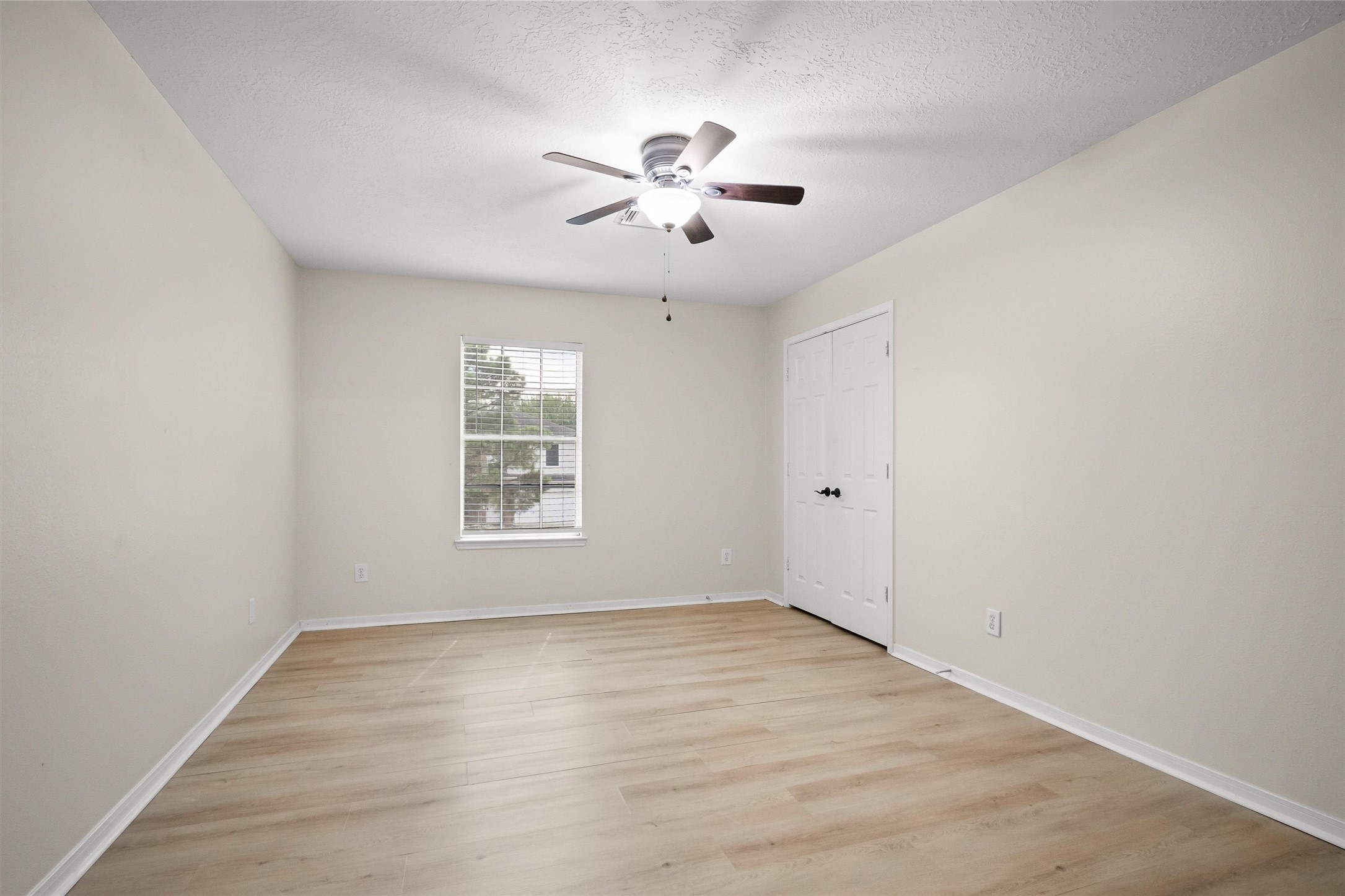 21930 Holly Branch Drive Property Photo 34