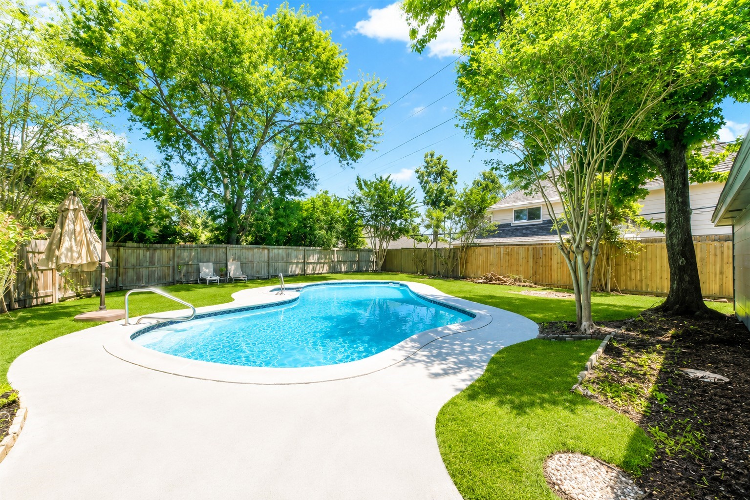 15302 Walters Road Property Photo 8