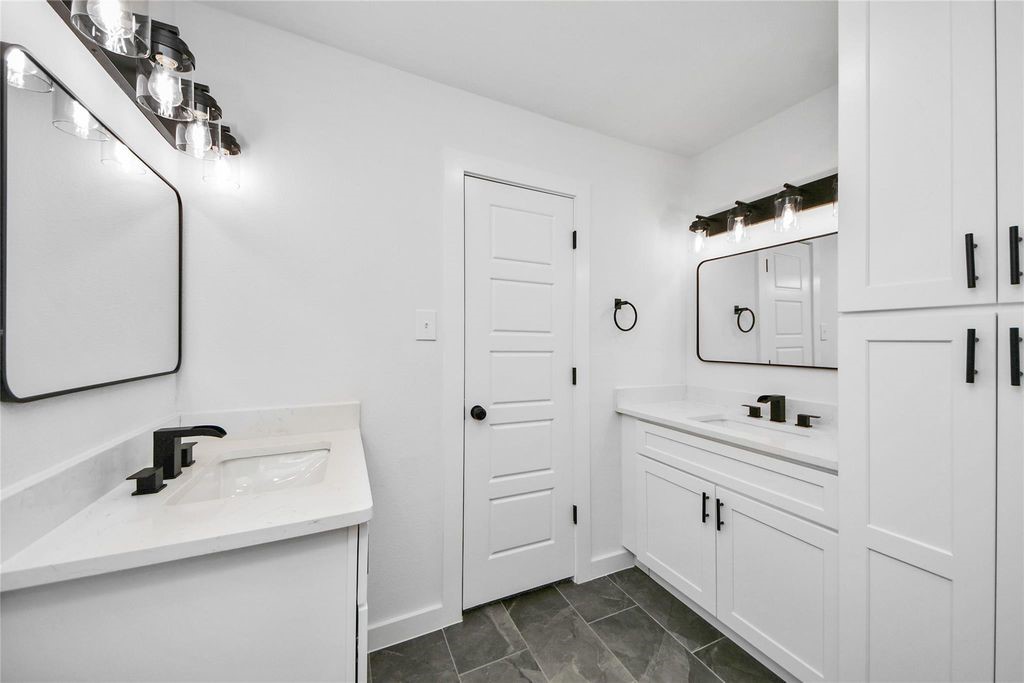 15302 Walters Road Property Photo 27