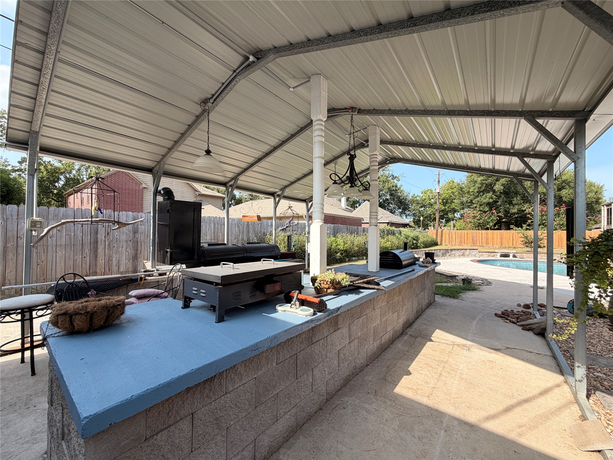 222 Pin Oak Drive Property Photo 4