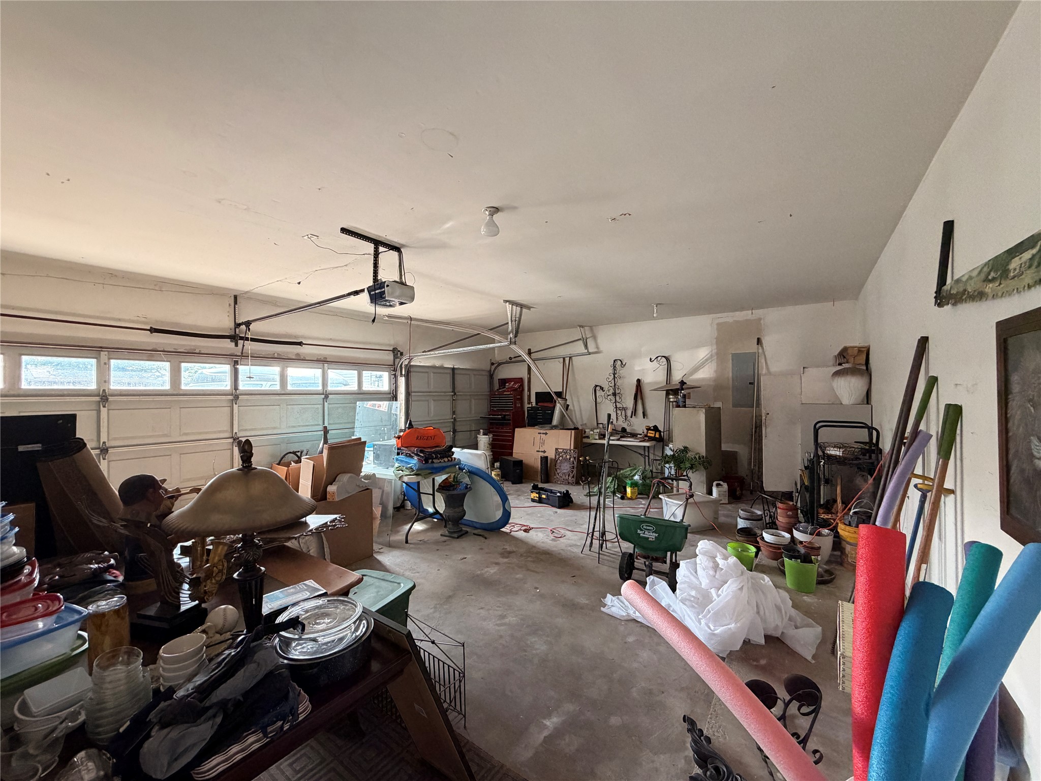 222 Pin Oak Drive Property Photo 9
