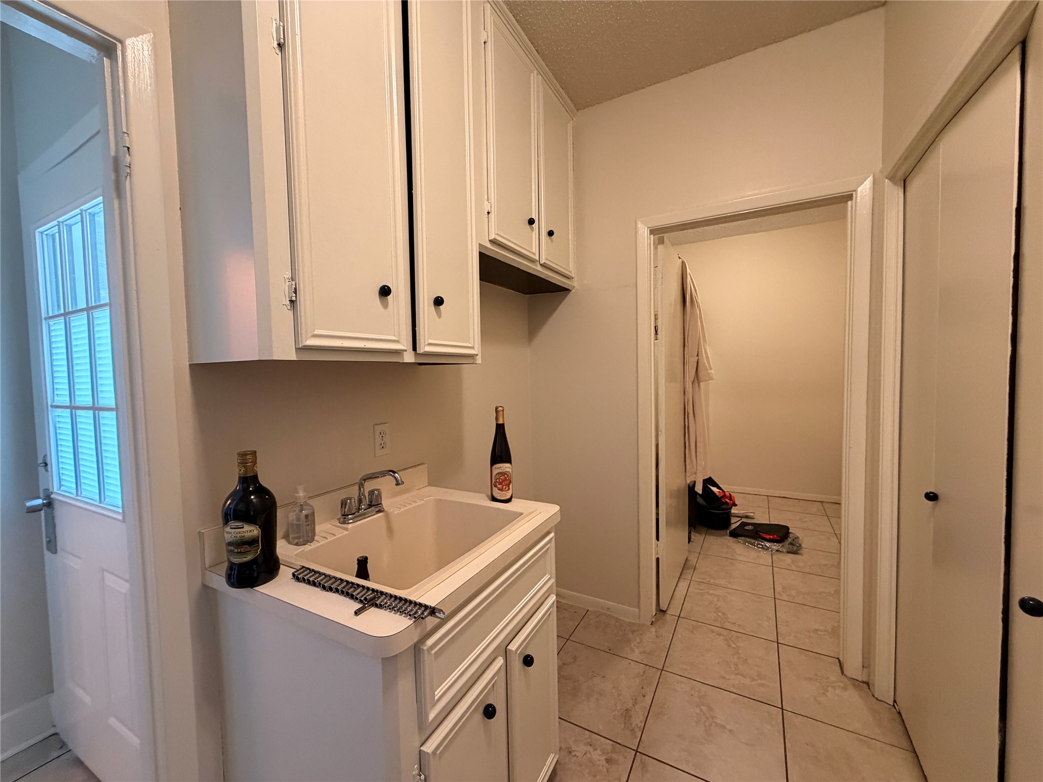 222 Pin Oak Drive Property Photo 12