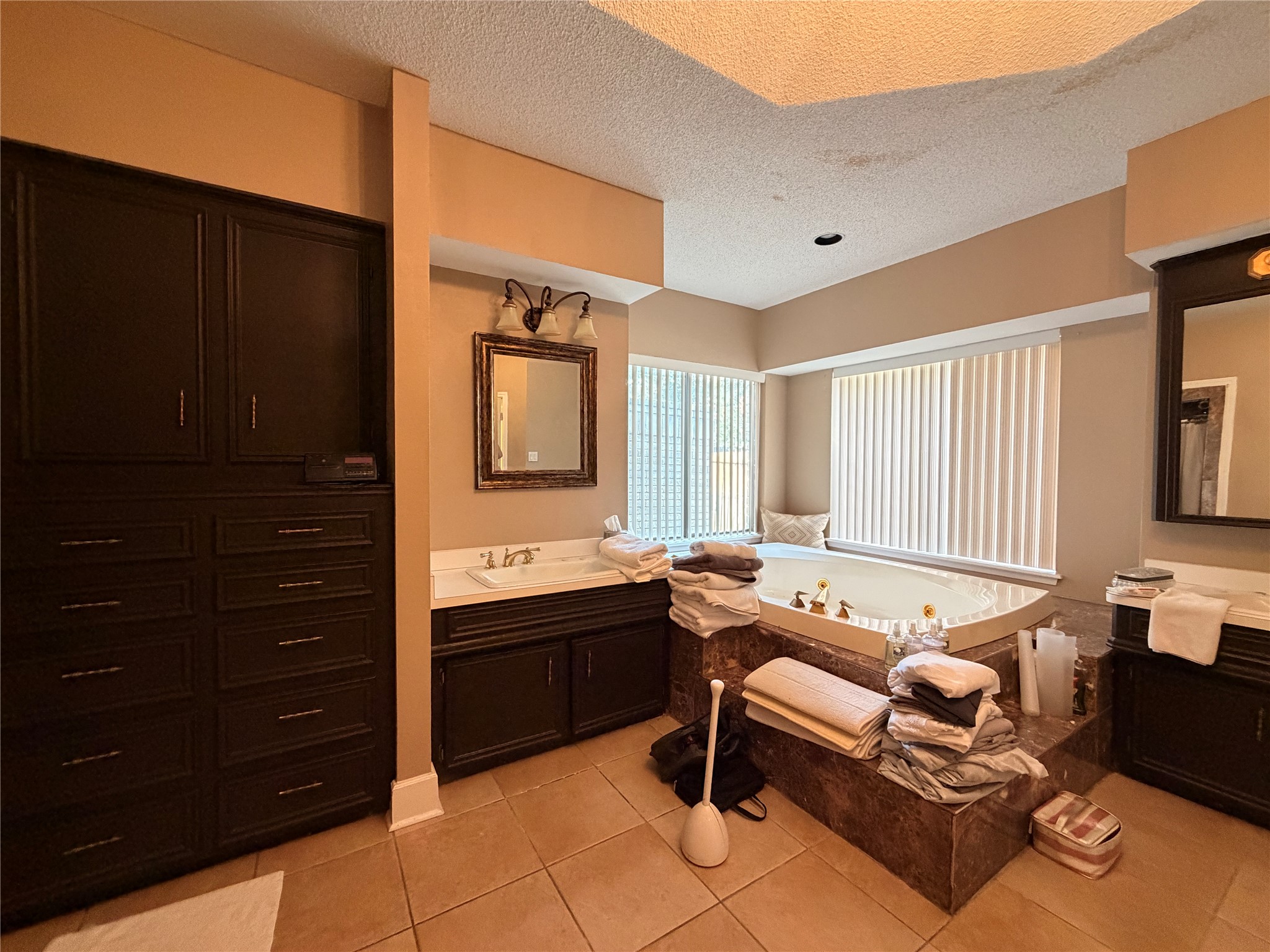 222 Pin Oak Drive Property Photo 27