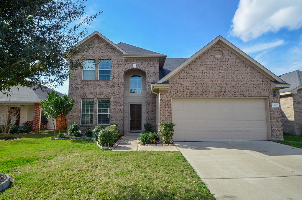 2827 Lakecrest Forest Drive Property Photo 1