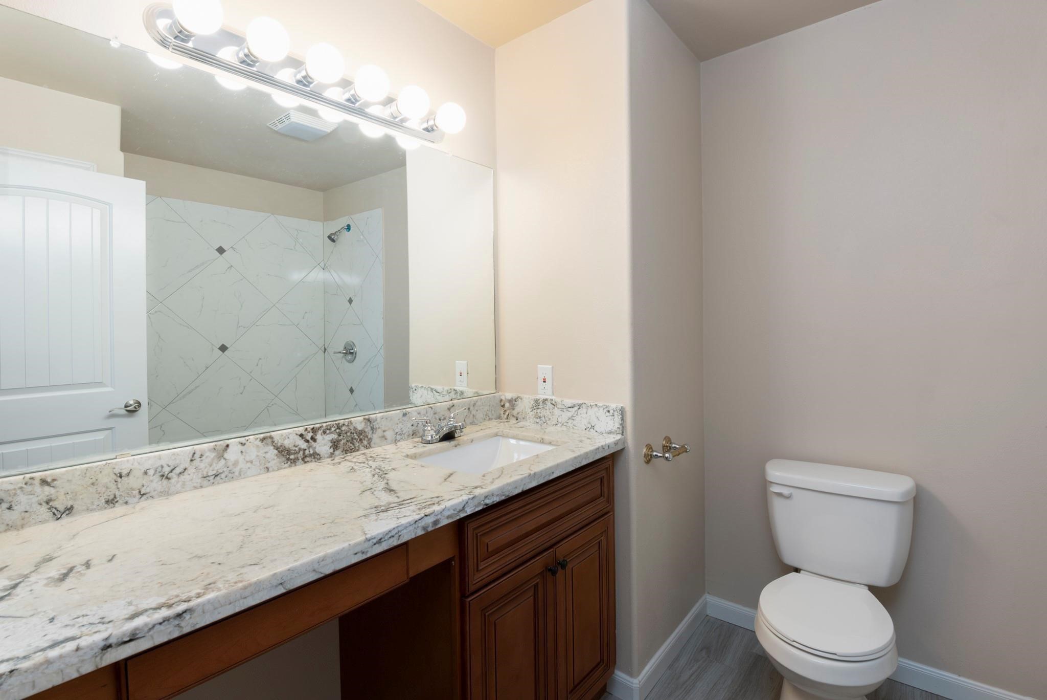 22262 Unit 9 Adams Street Property Photo 14
