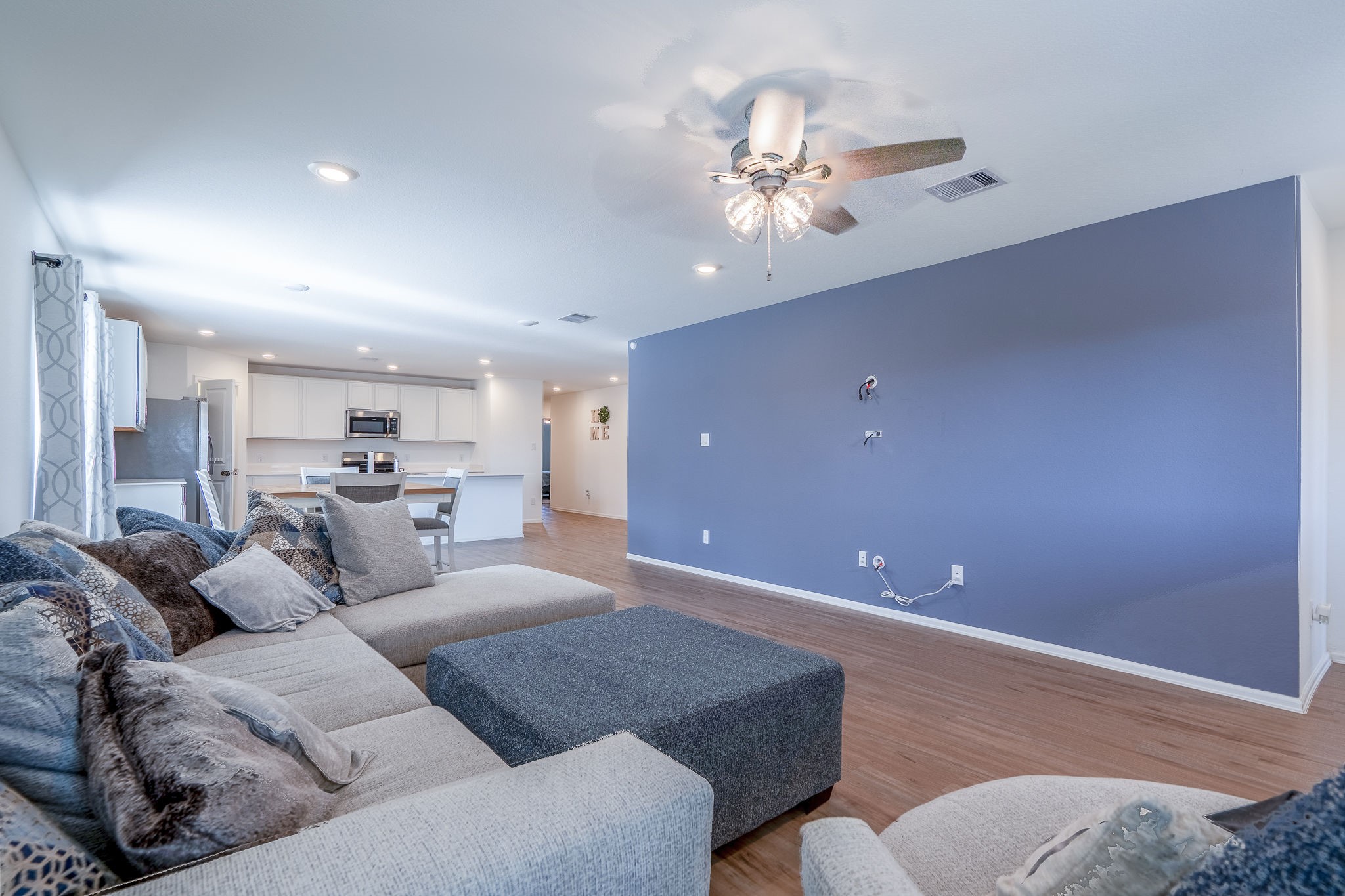 2217 Glenlloyd Terrace Road Property Photo 11