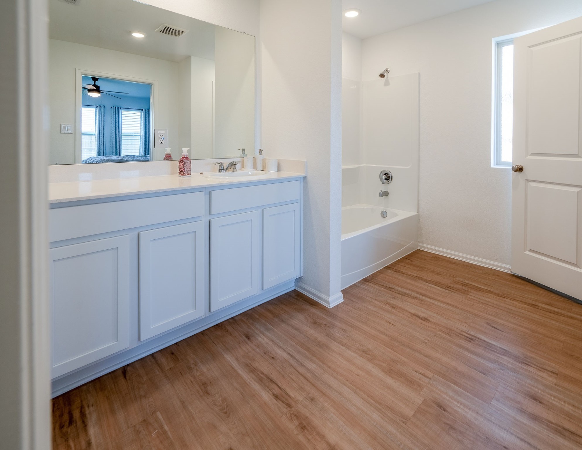 2217 Glenlloyd Terrace Road Property Photo 22