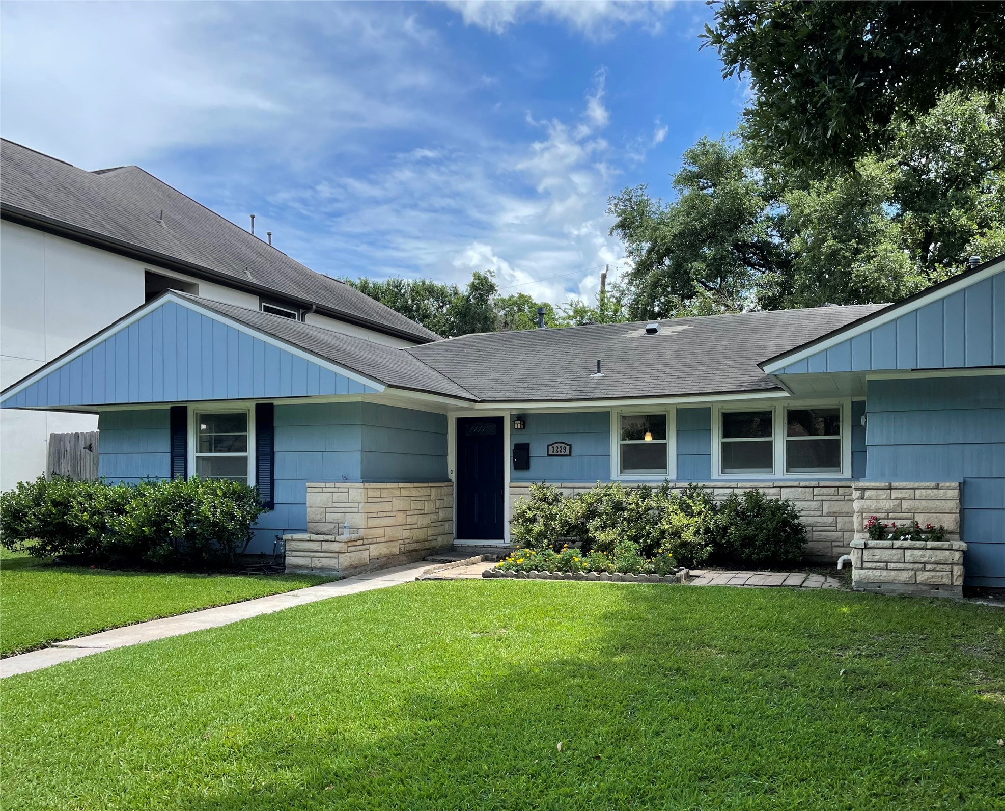 3229 Westridge Street Property Photo 1