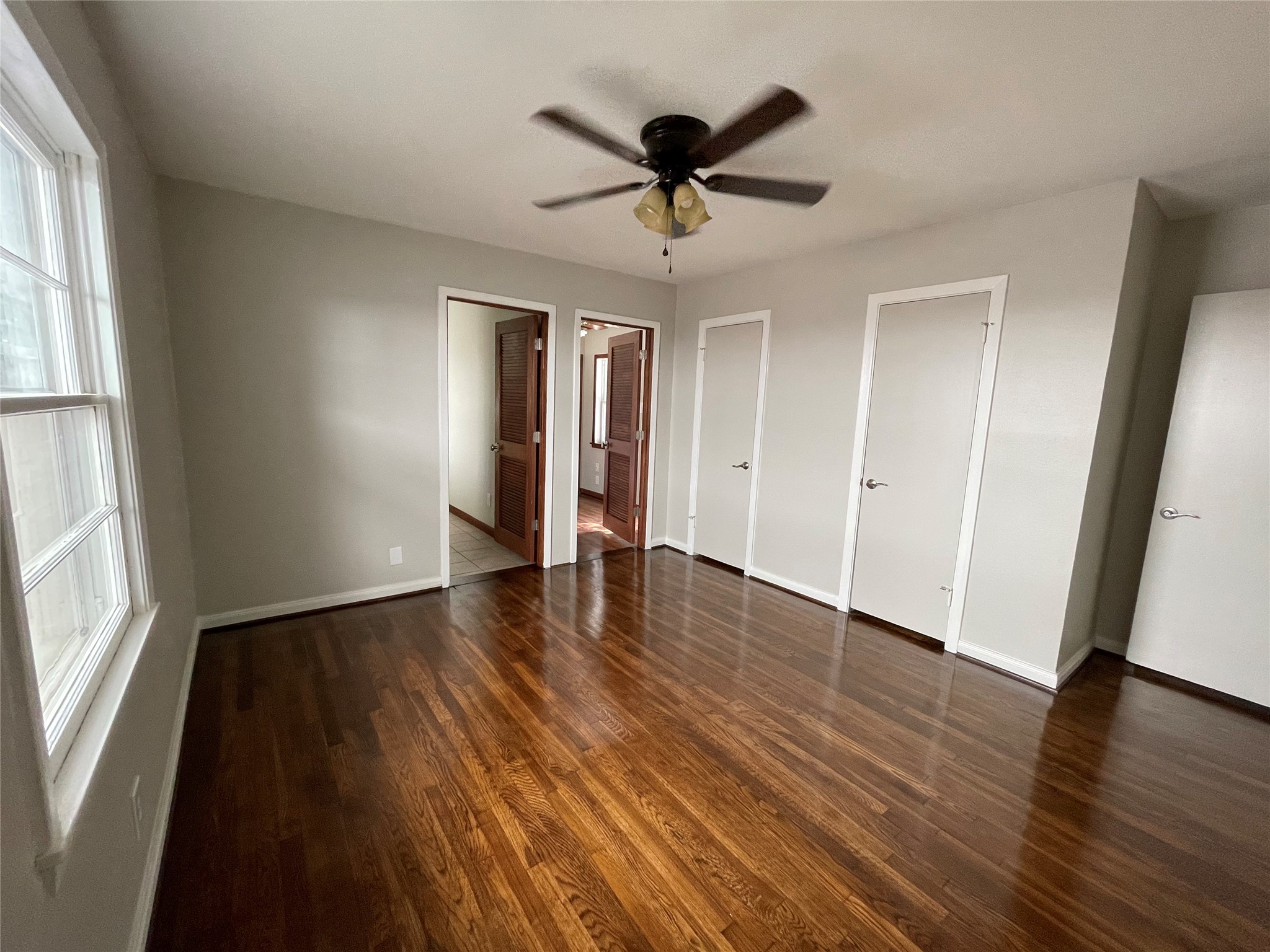 3229 Westridge Street Property Photo 6