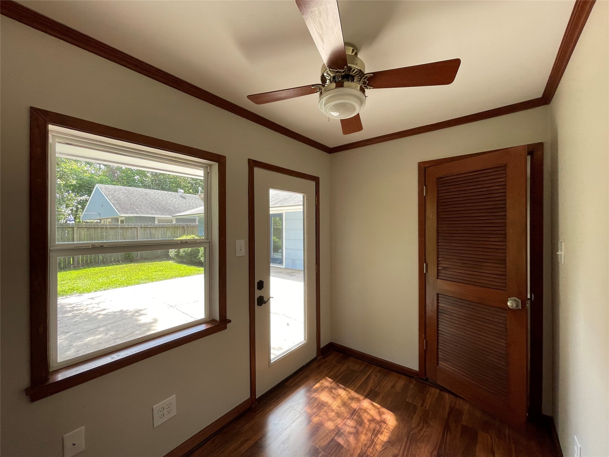 3229 Westridge Street Property Photo 16