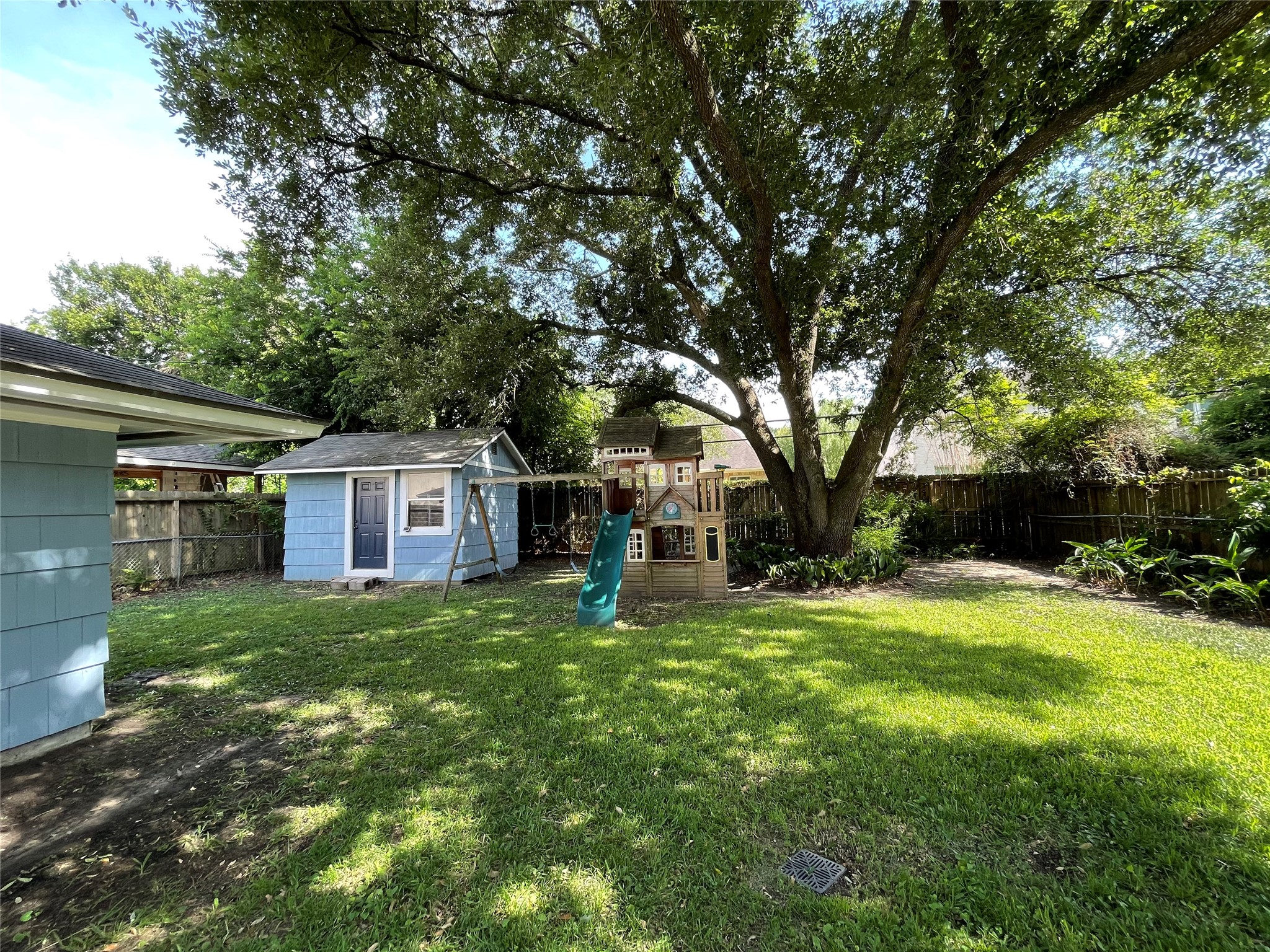 3229 Westridge Street Property Photo 25
