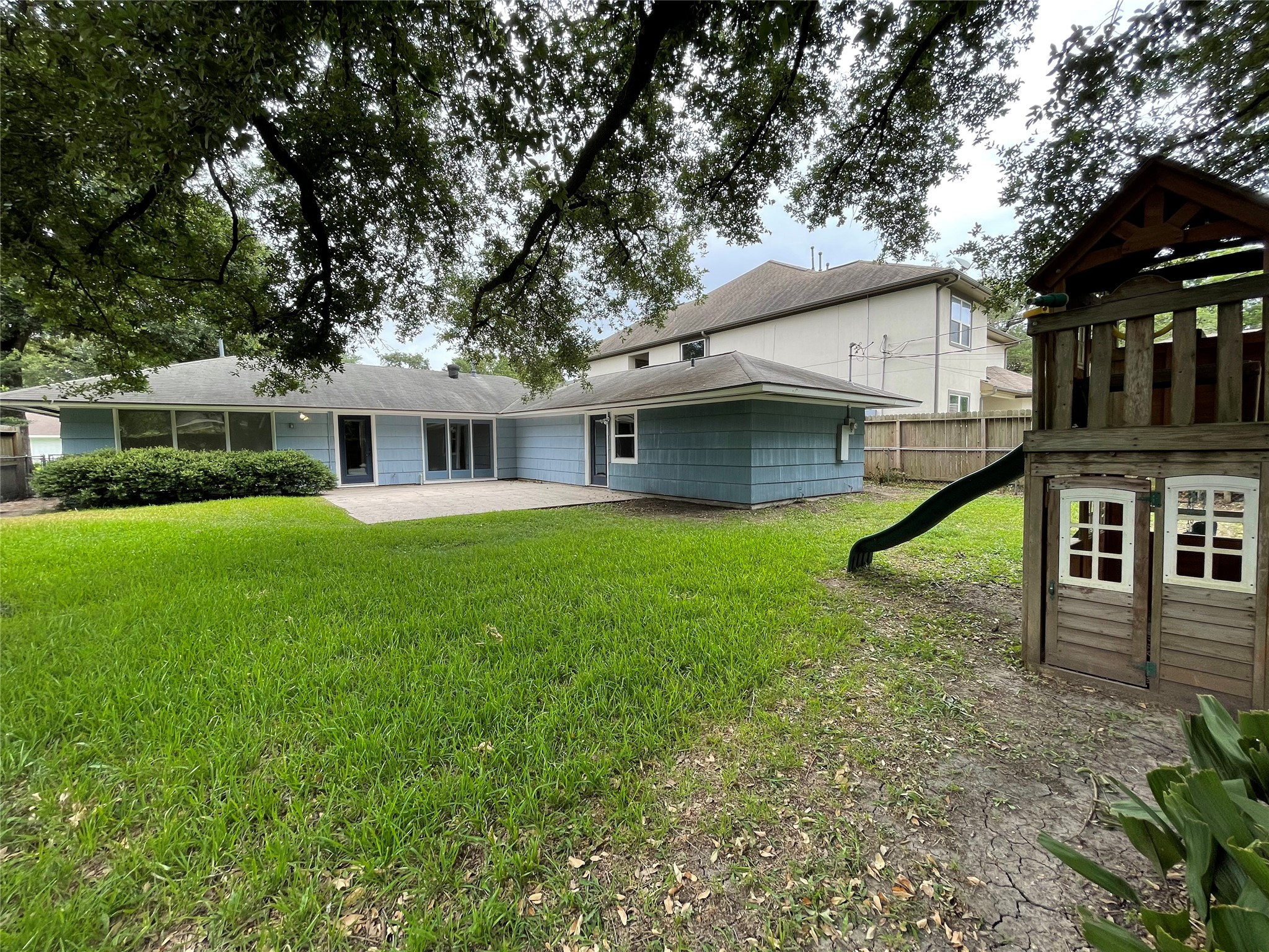 3229 Westridge Street Property Photo 26