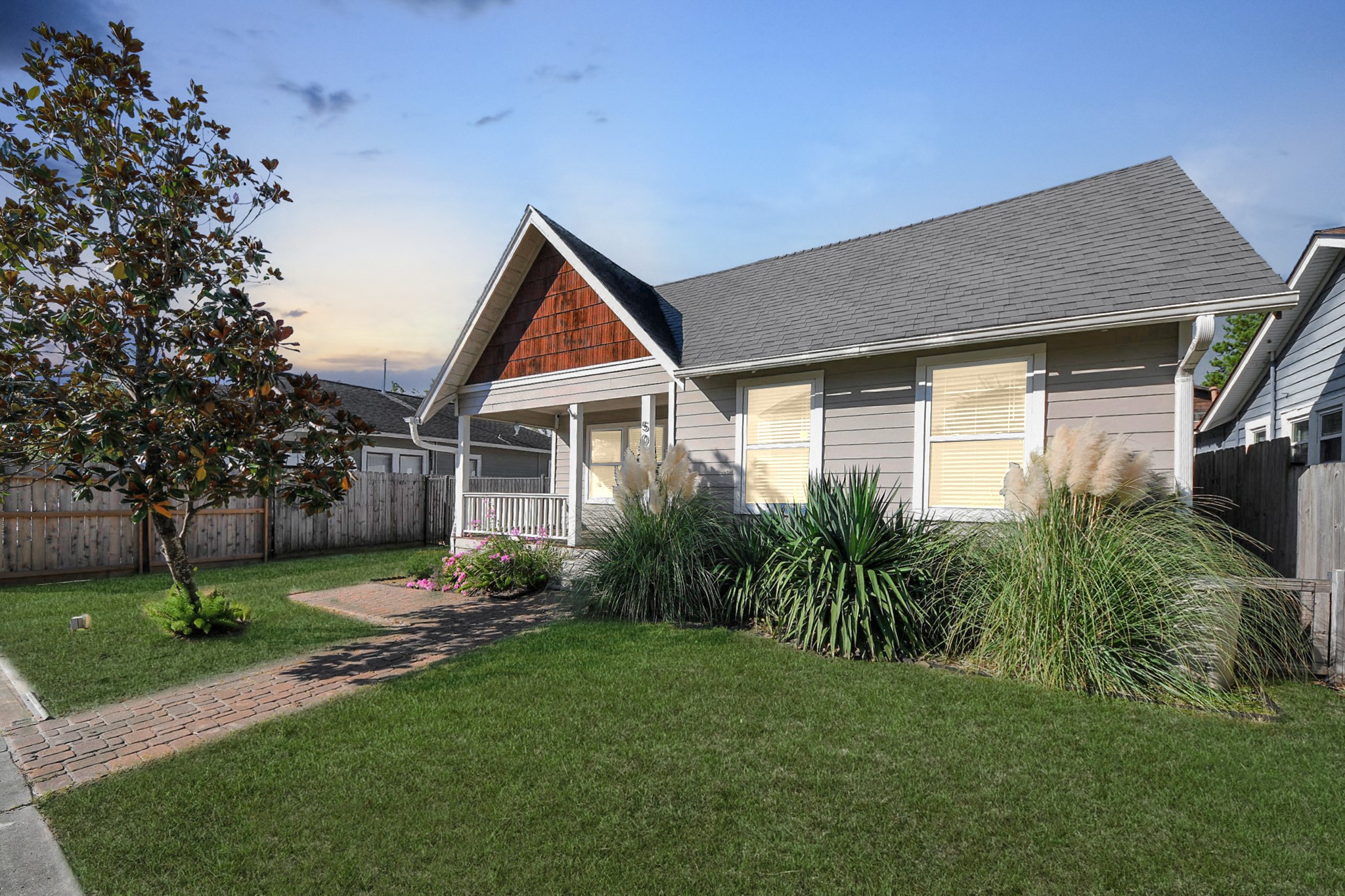 509 Vincent Street Property Photo 1