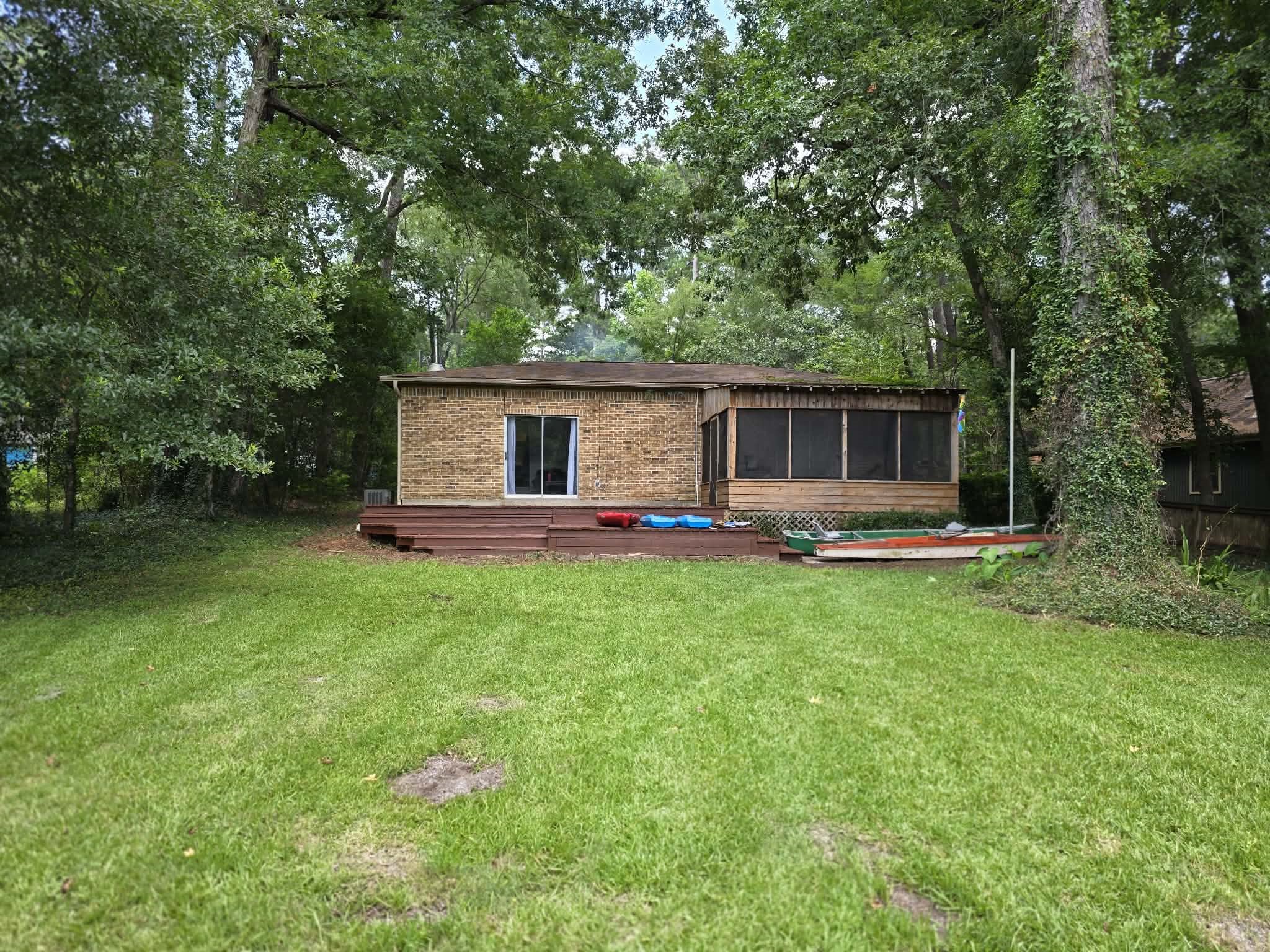 8312 Elm Drive Property Photo 7