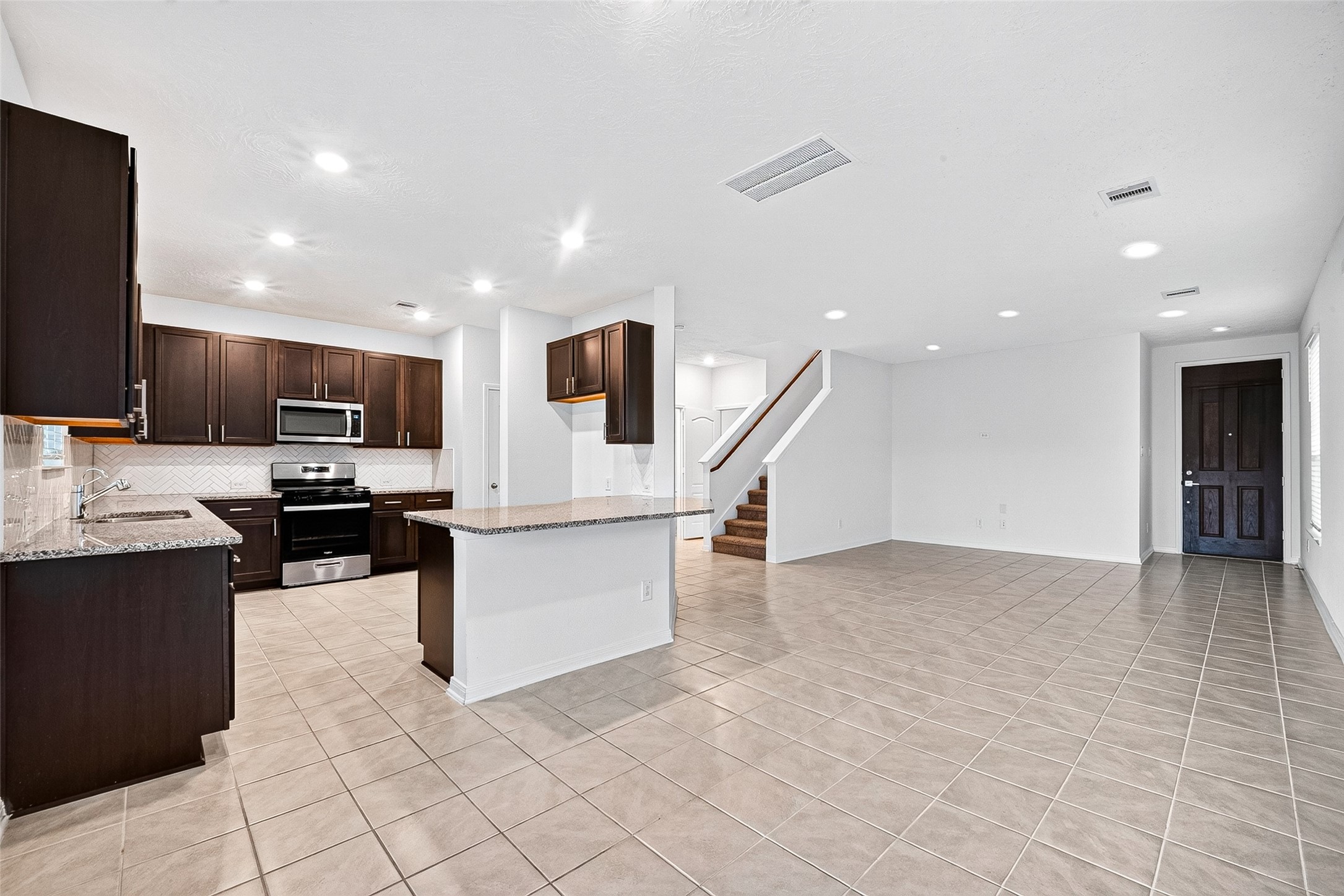 15723 Autumn Chicory Drive Property Photo 6