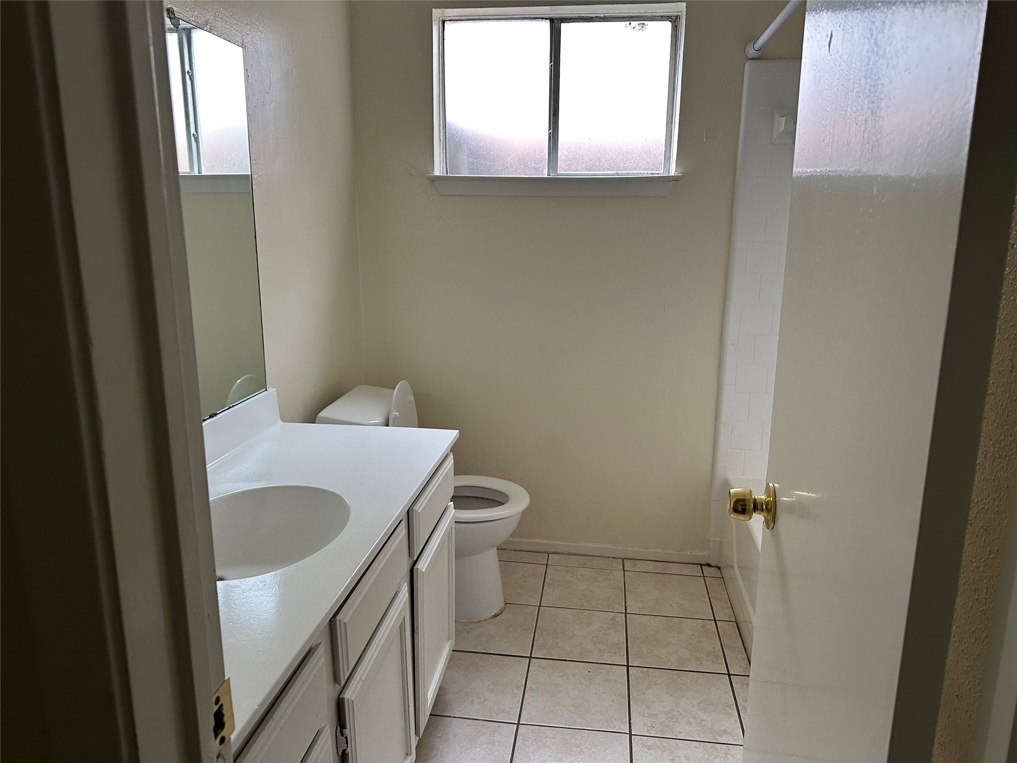 13910 Towne Way Drive Property Photo 3