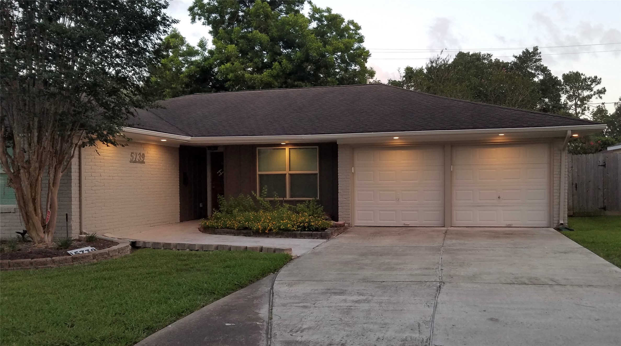 5739 Willowbend Boulevard Property Photo 1