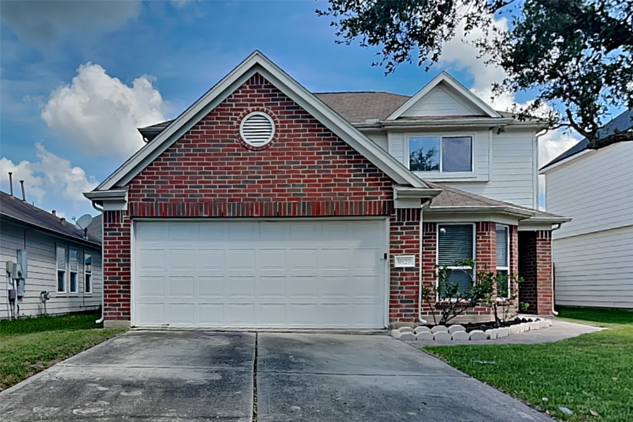 9829 Hyacinth Way Property Photo 1