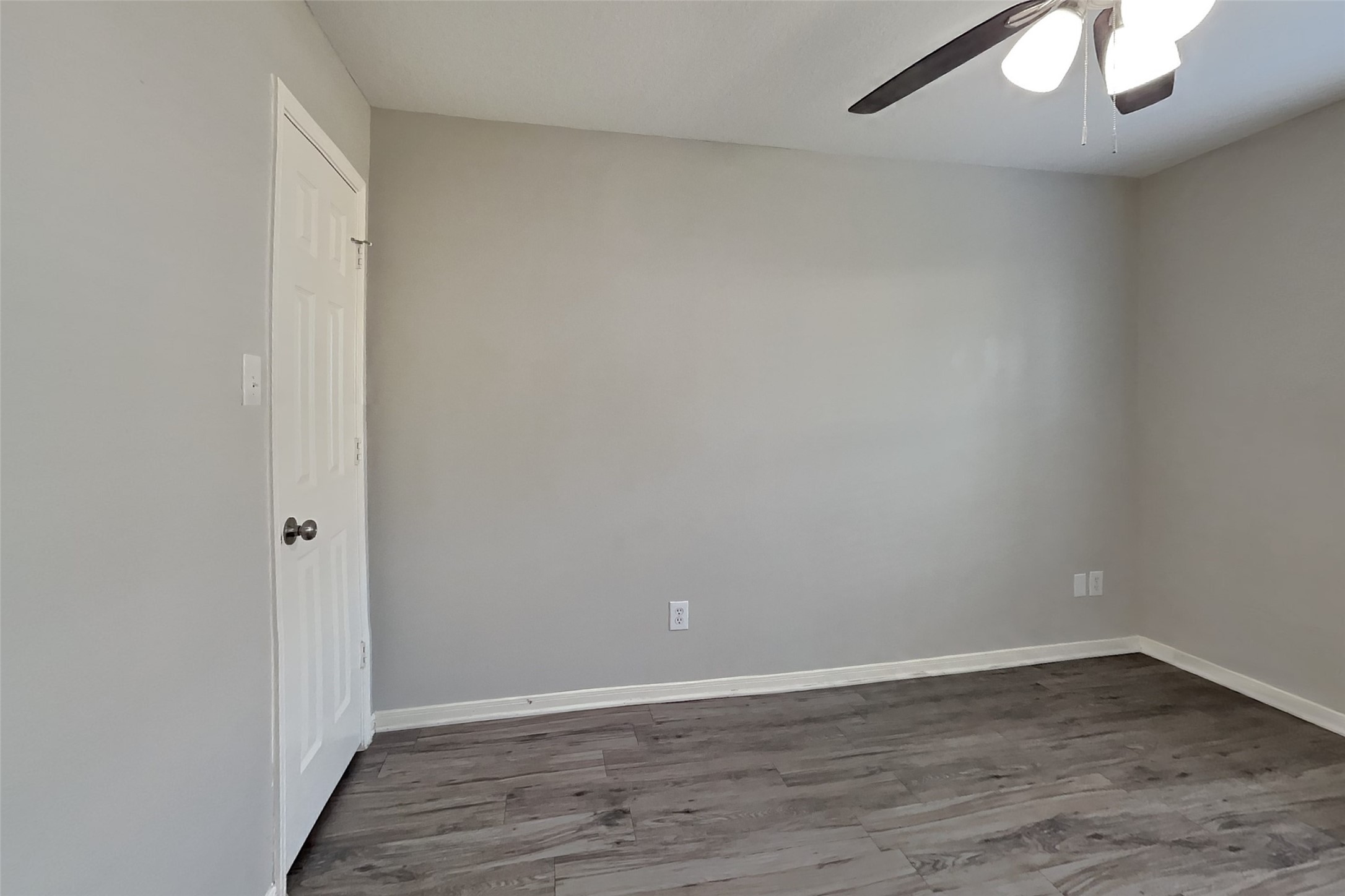 9829 Hyacinth Way Property Photo 12