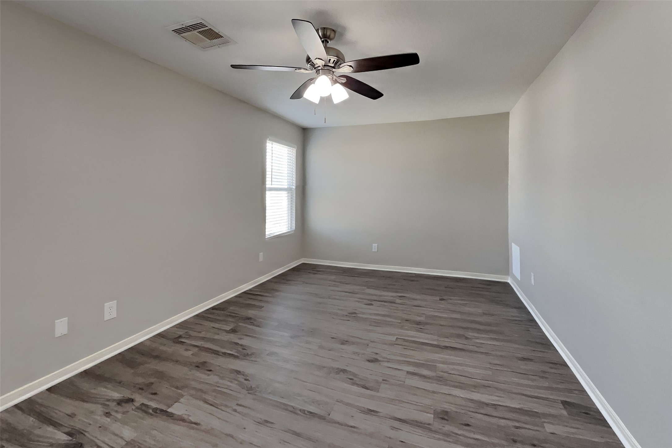 9829 Hyacinth Way Property Photo 19