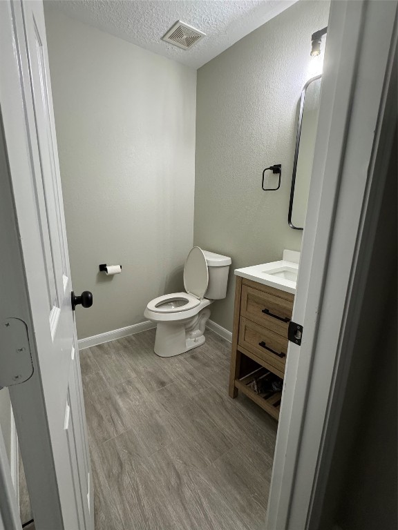 19218 Danphe Landing Court Property Photo 6
