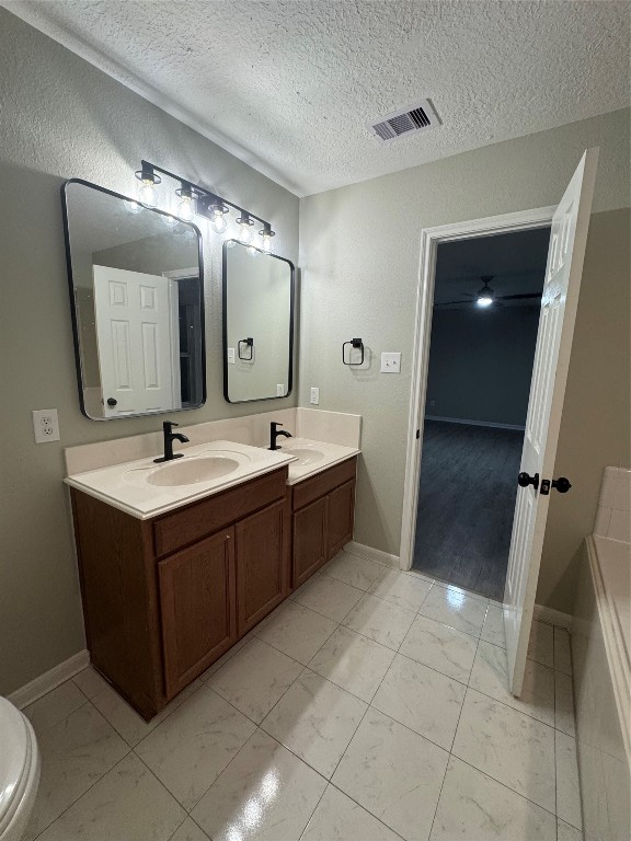 19218 Danphe Landing Court Property Photo 20