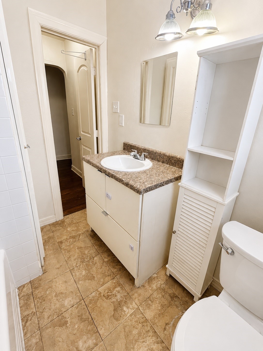 1905 Colquitt Street 1 Property Photo 6