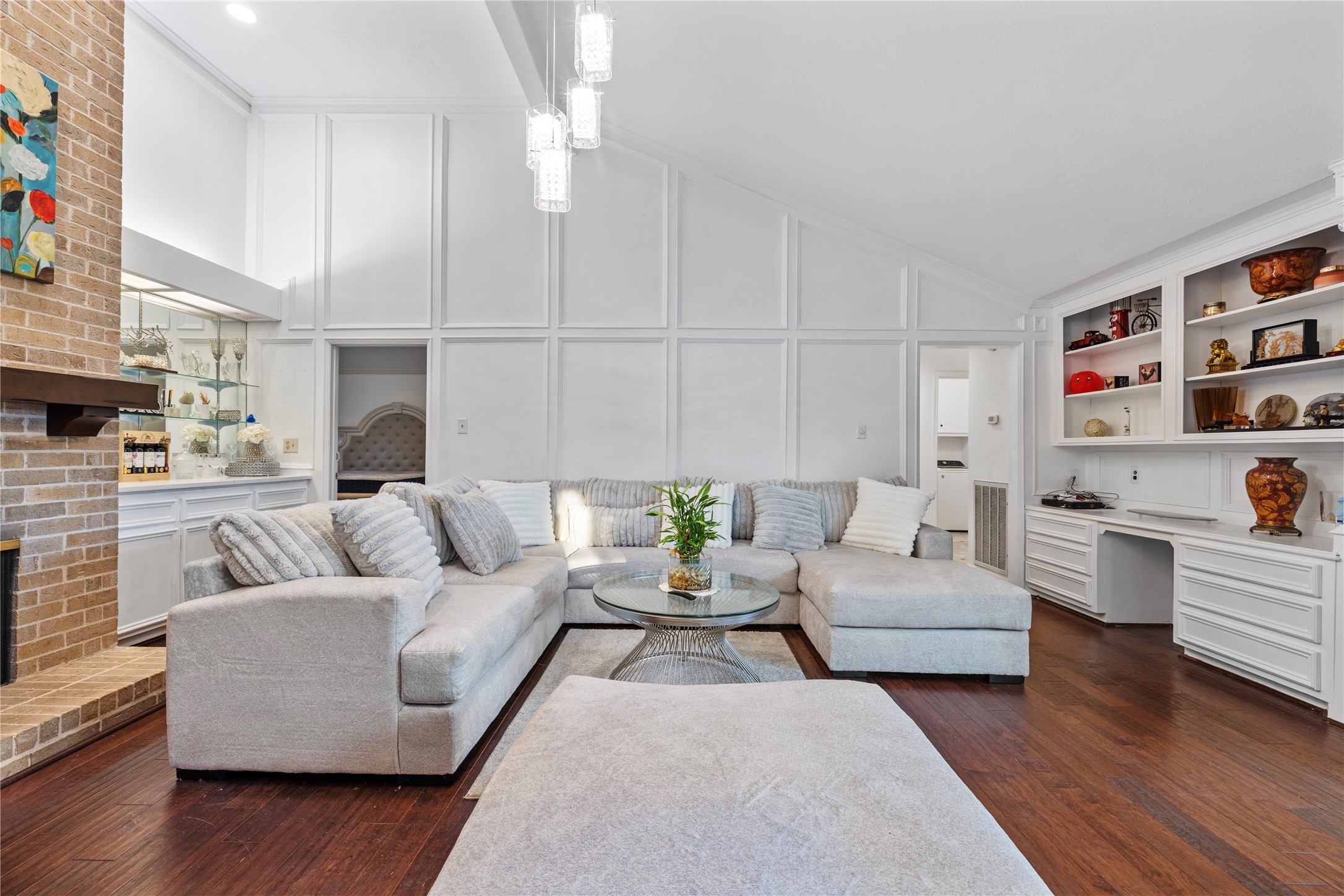 15035 Vistamont Drive Property Photo 9