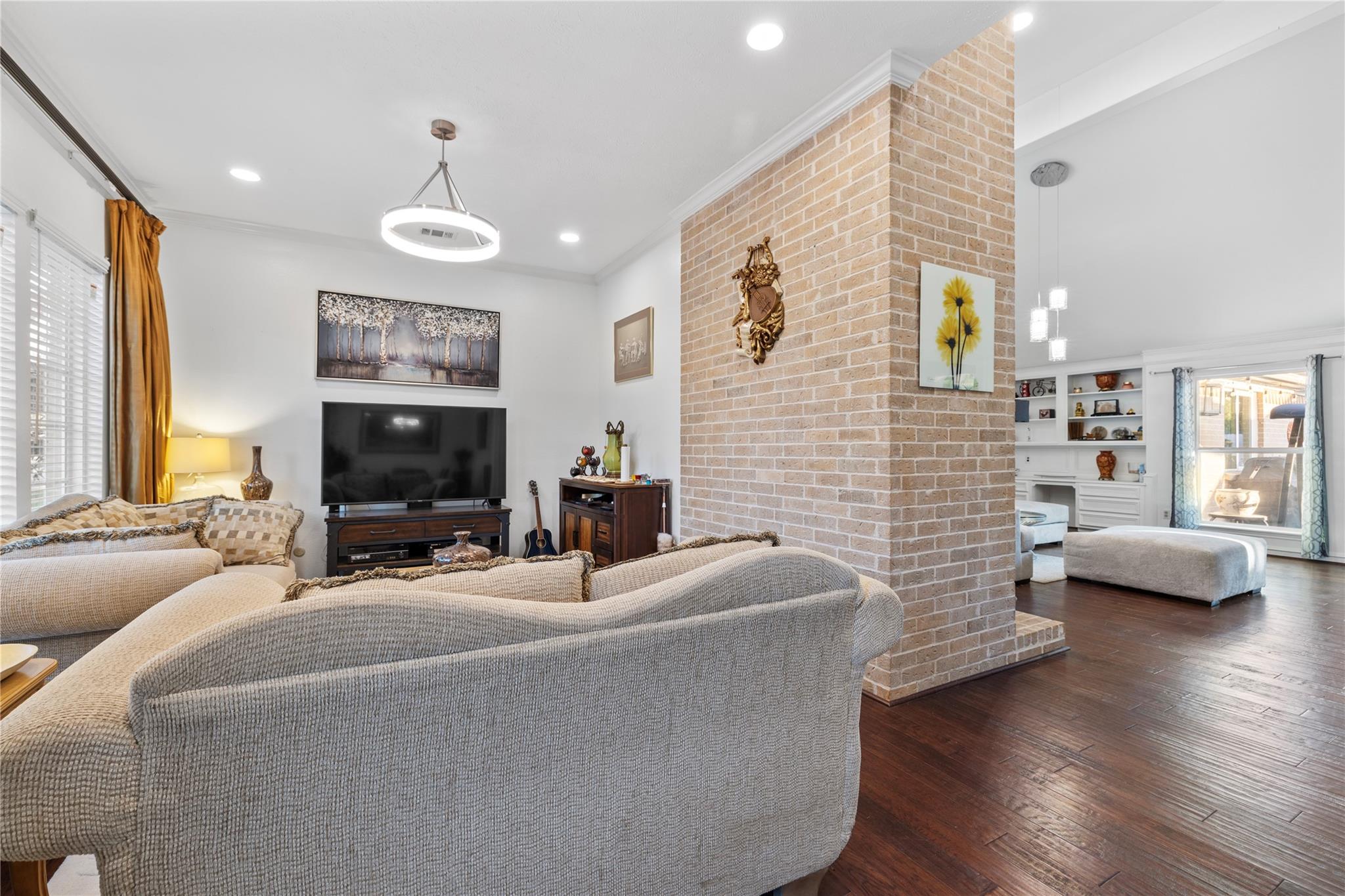 15035 Vistamont Drive Property Photo 12
