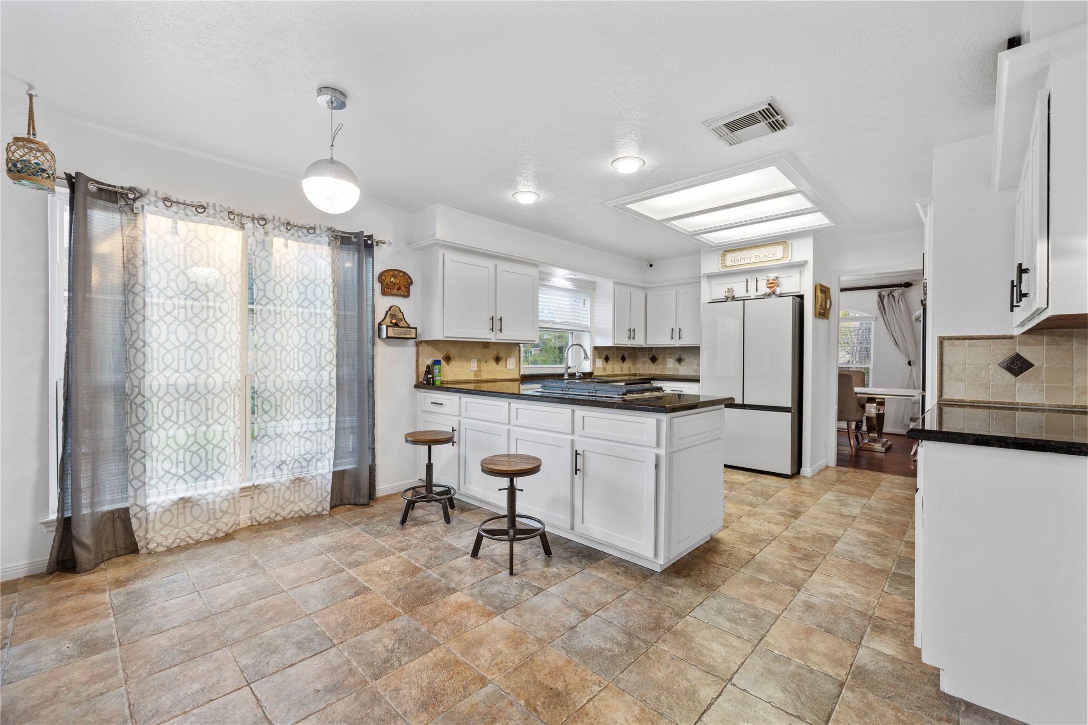 15035 Vistamont Drive Property Photo 16
