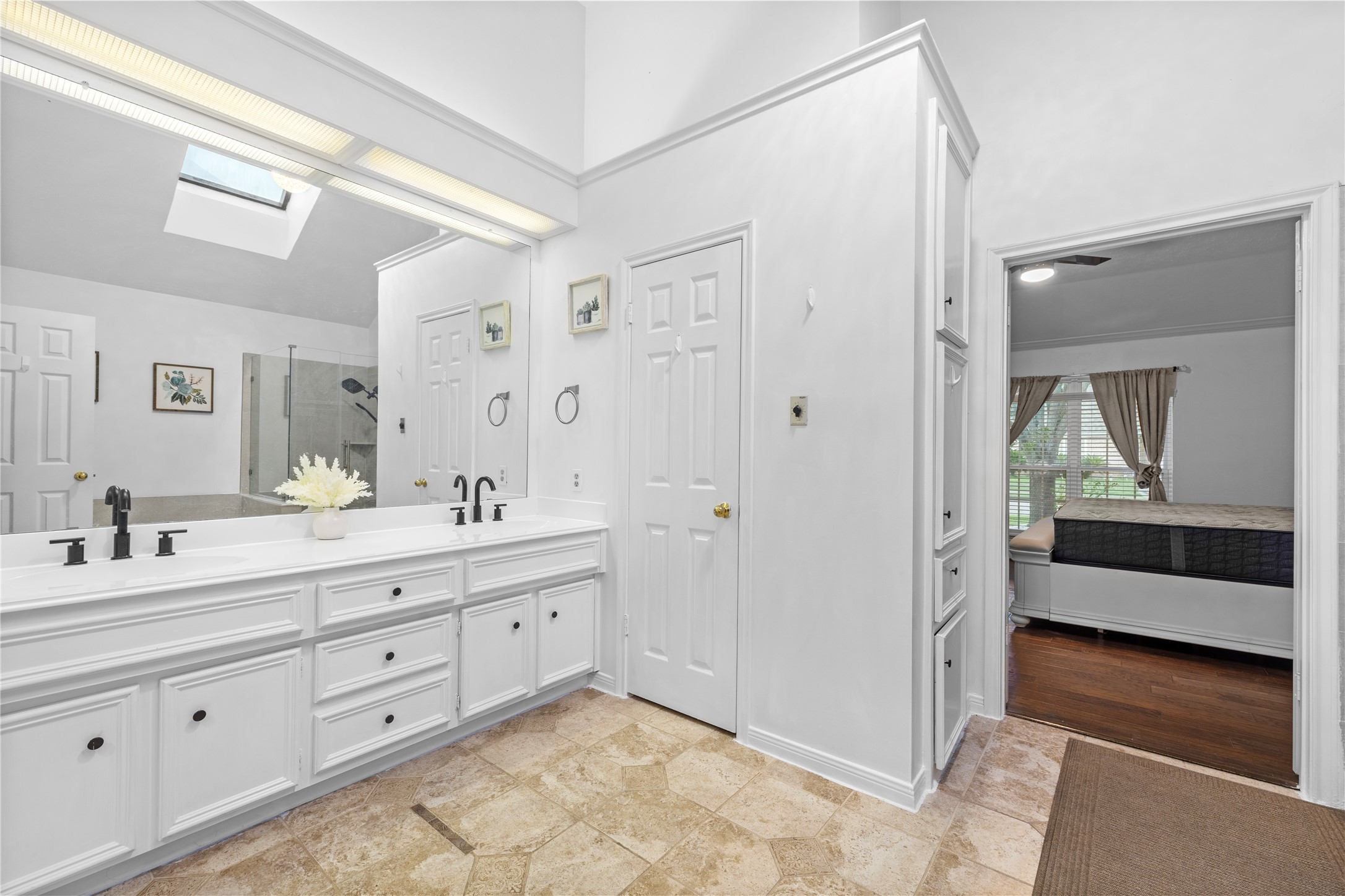 15035 Vistamont Drive Property Photo 17