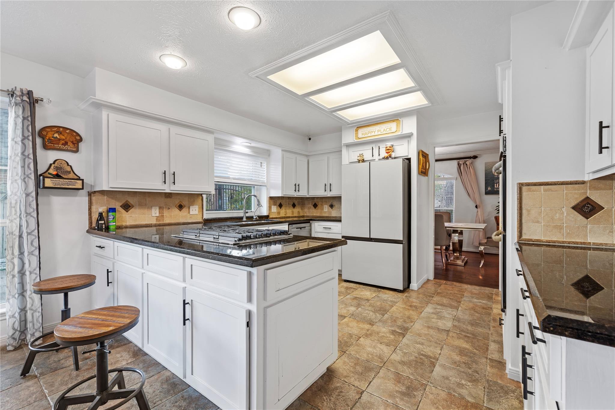 15035 Vistamont Drive Property Photo 21