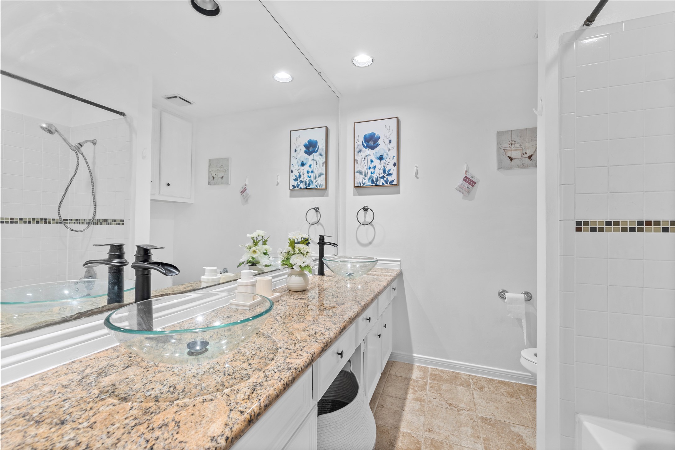 15035 Vistamont Drive Property Photo 25