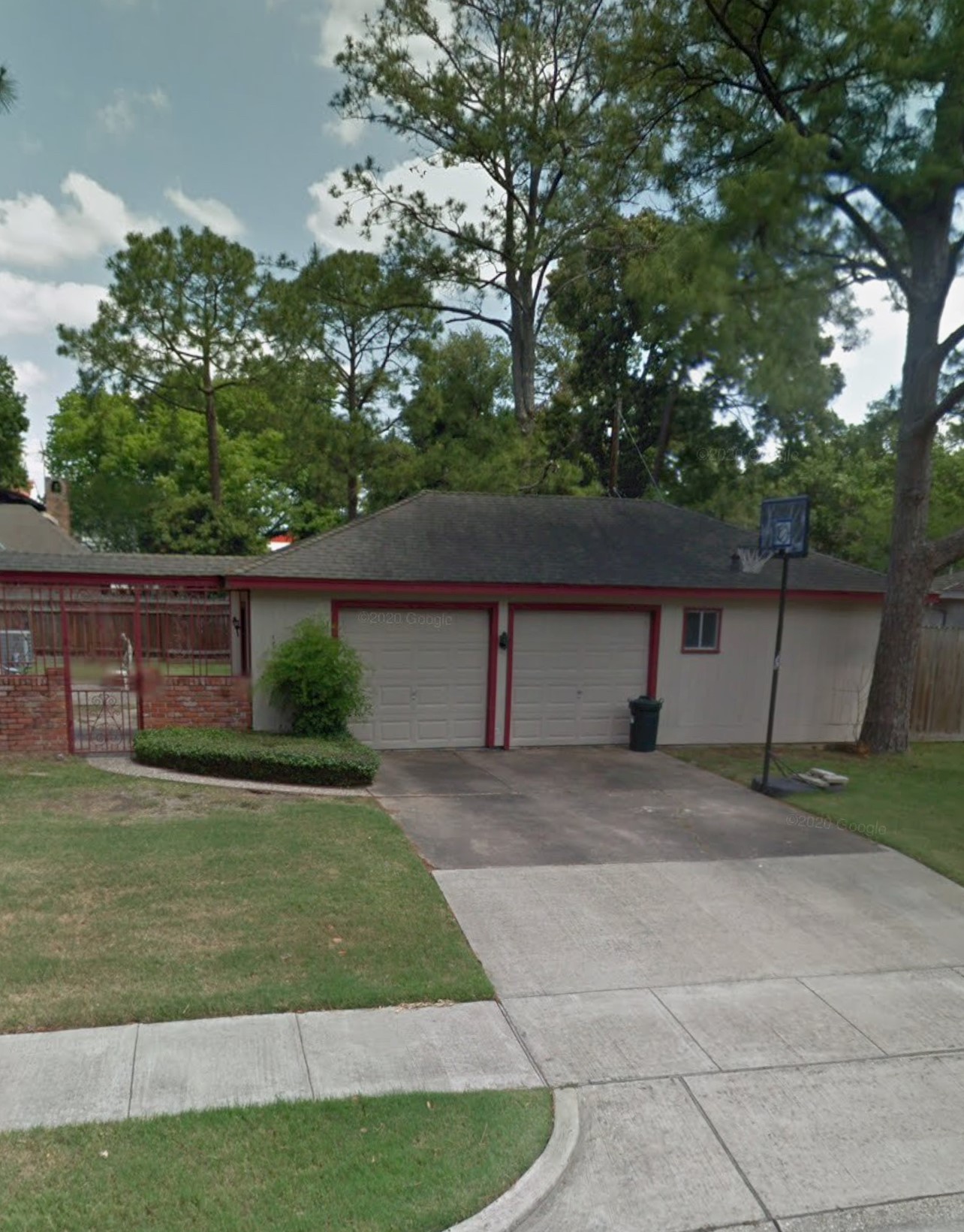 2102 Hollow Hook Road Property Photo 3