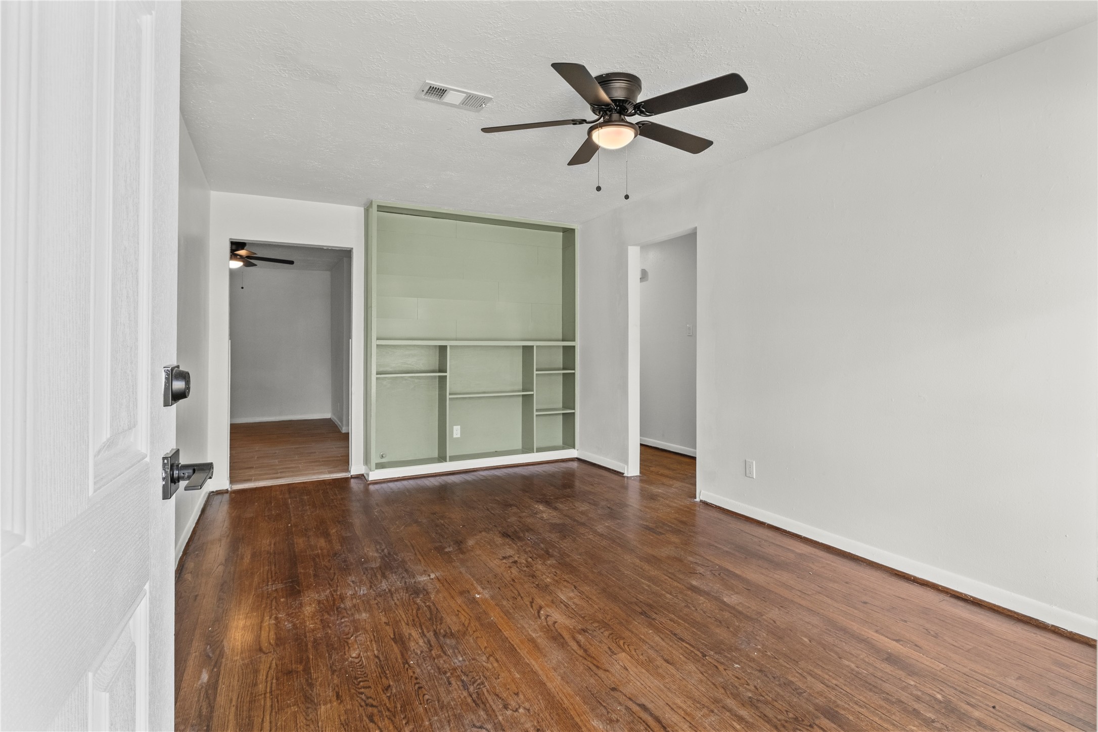 2811 Morningside Lane Property Photo 4