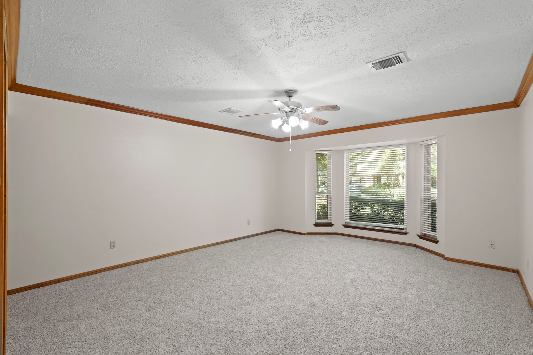 12903 Wincrest Court Property Photo 25