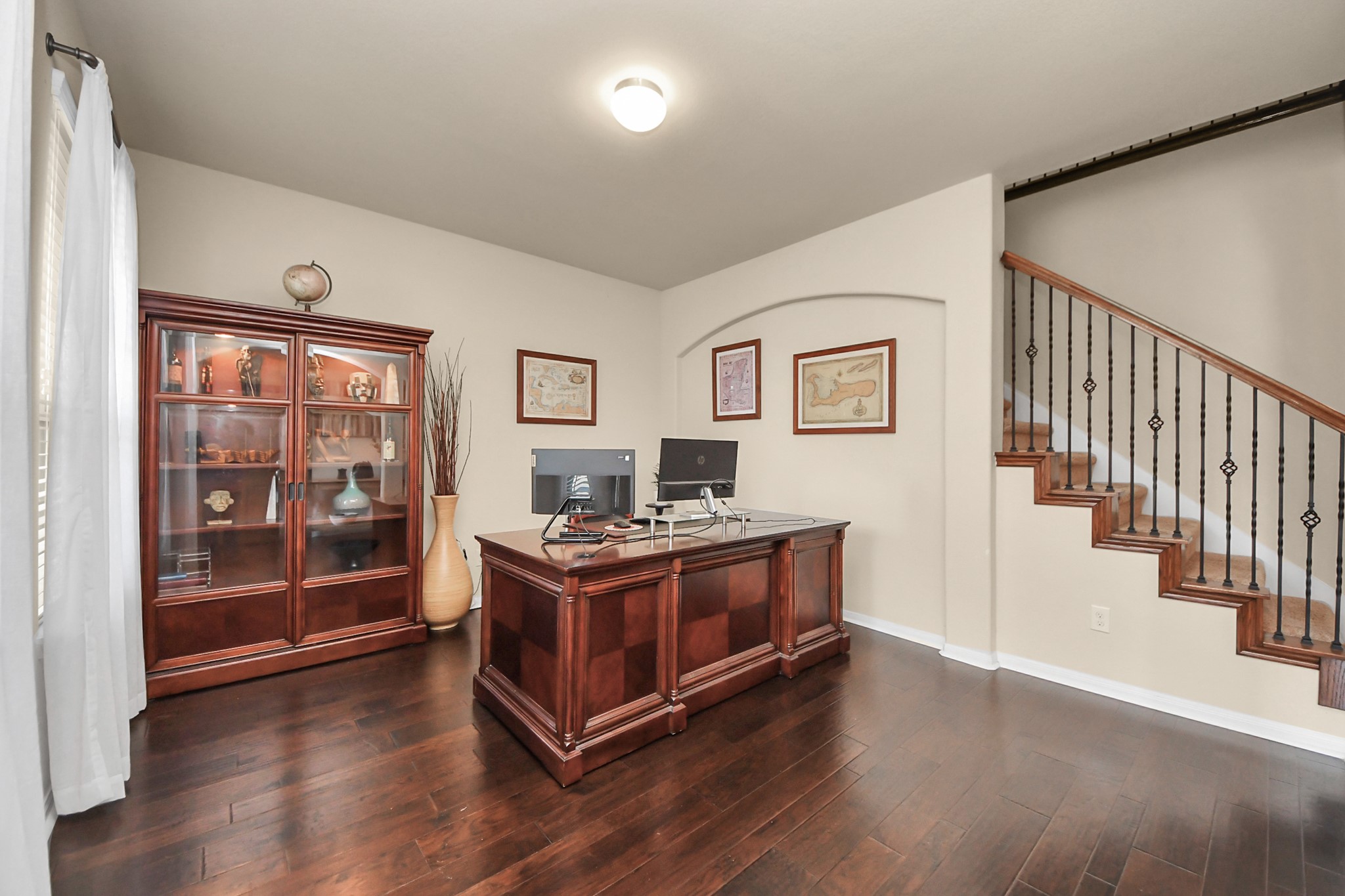 365 Lake Line Drive Property Photo 5