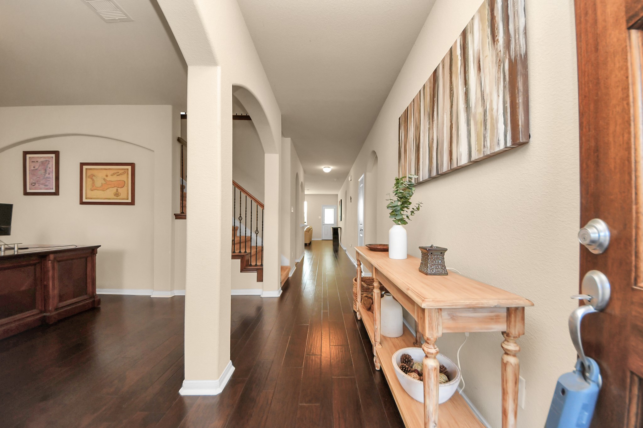 365 Lake Line Drive Property Photo 6