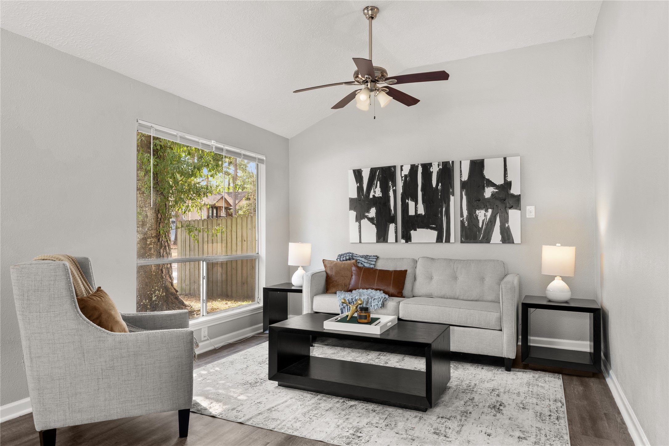 5003 Village Springs Drive Property Photo 3