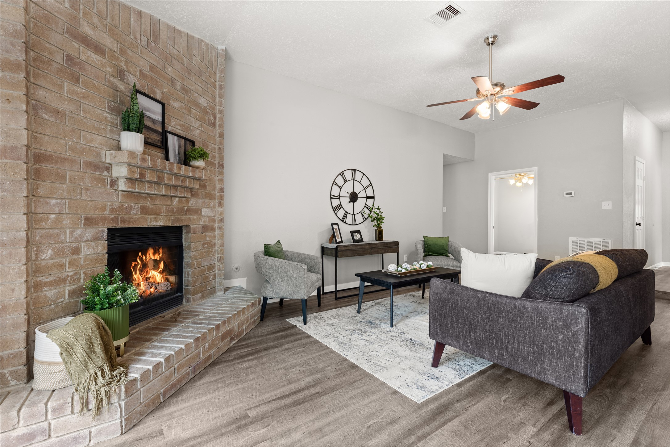 5003 Village Springs Drive Property Photo 9