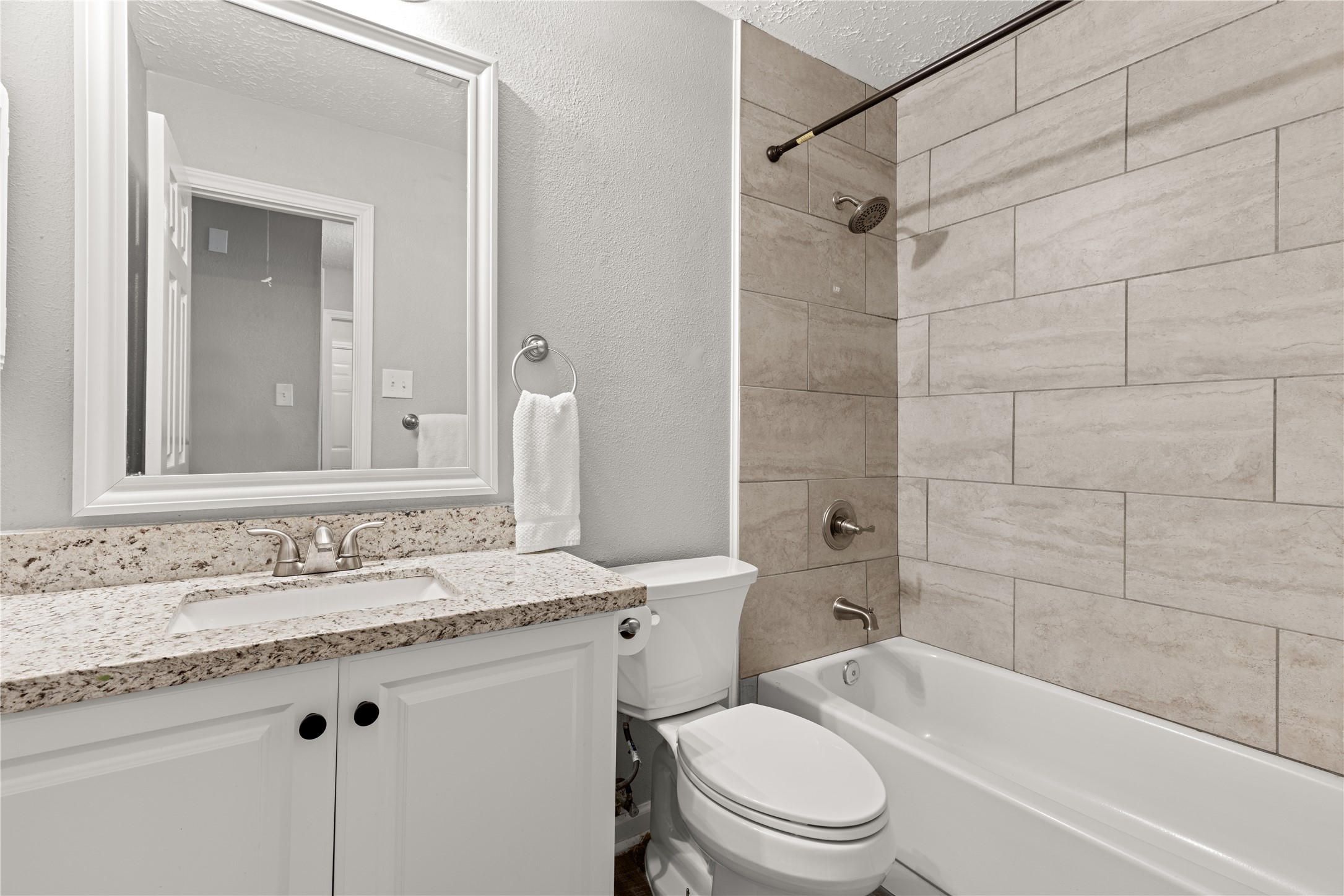 5003 Village Springs Drive Property Photo 27