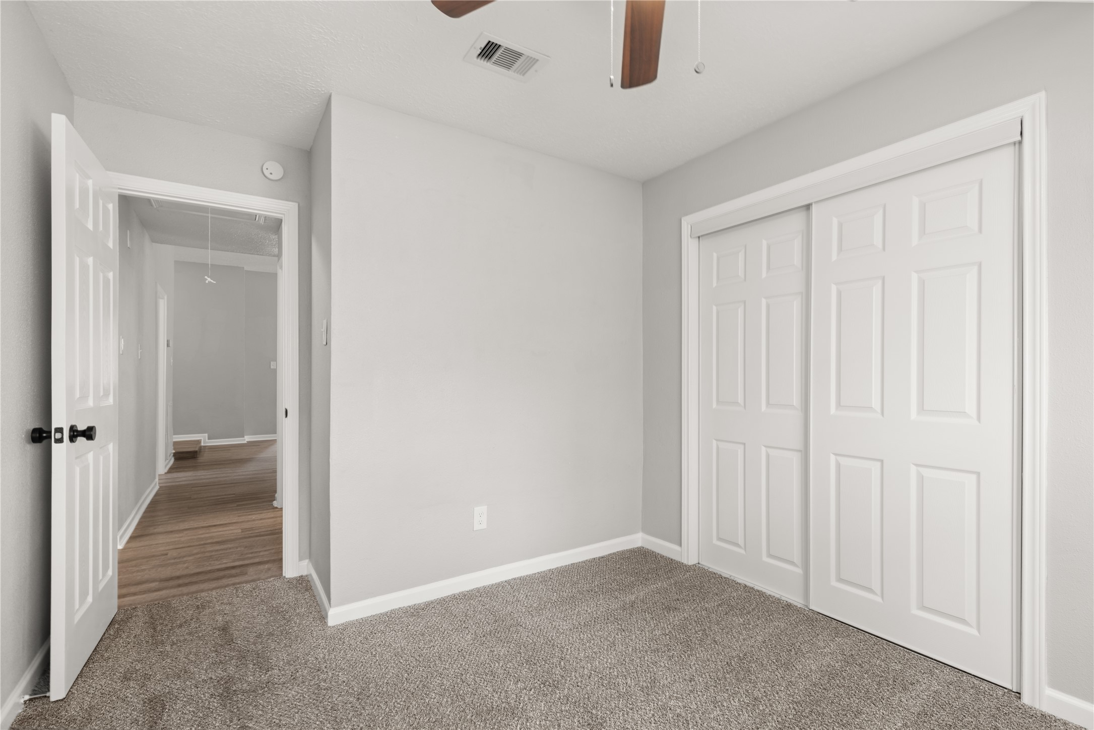 5003 Village Springs Drive Property Photo 29