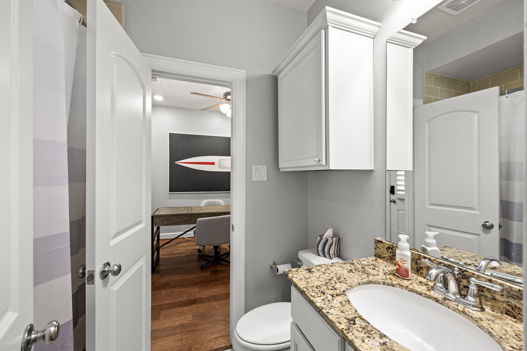 10823 Kyler Oaks Place Property Photo 9