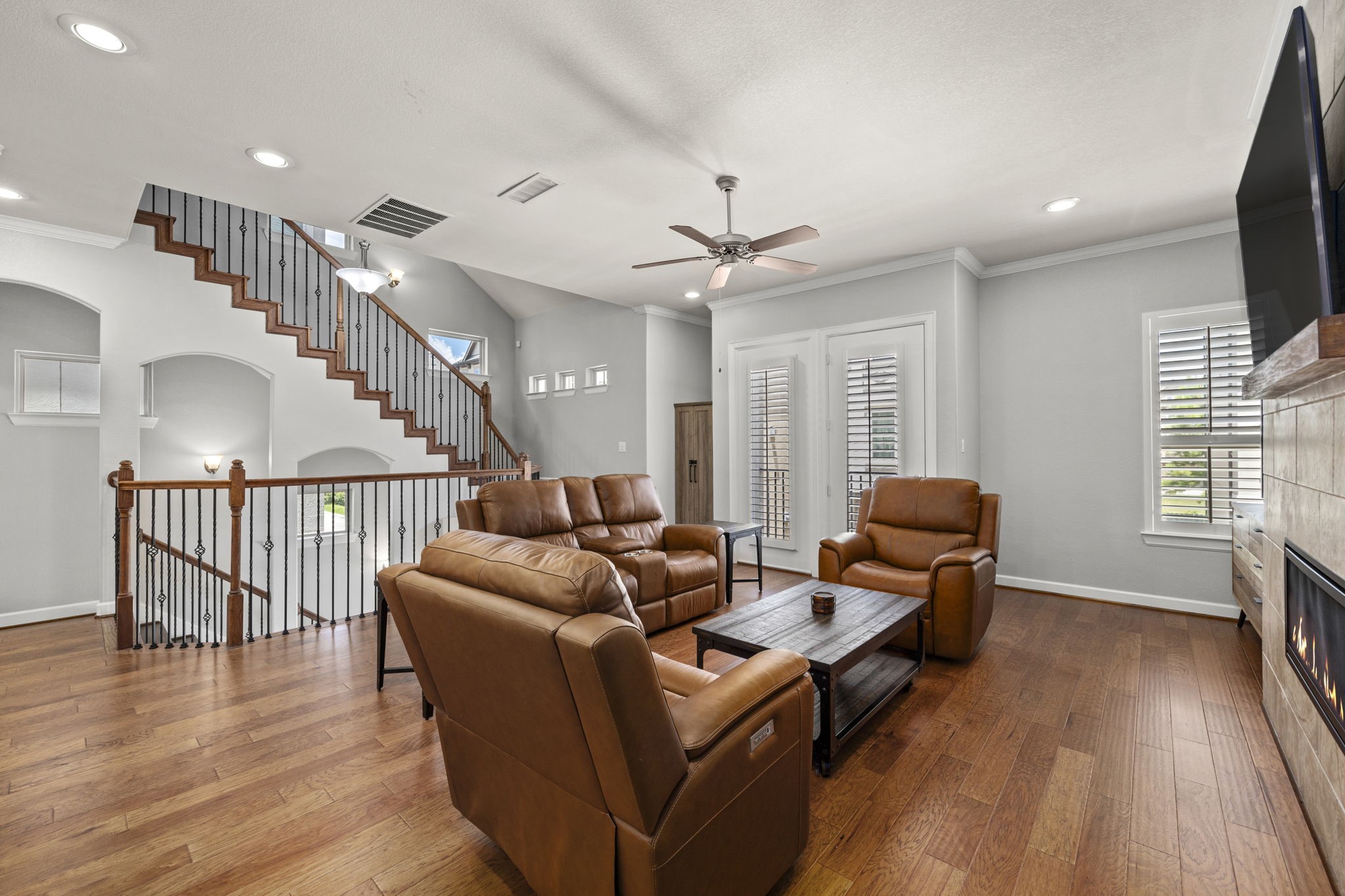 10823 Kyler Oaks Place Property Photo 15