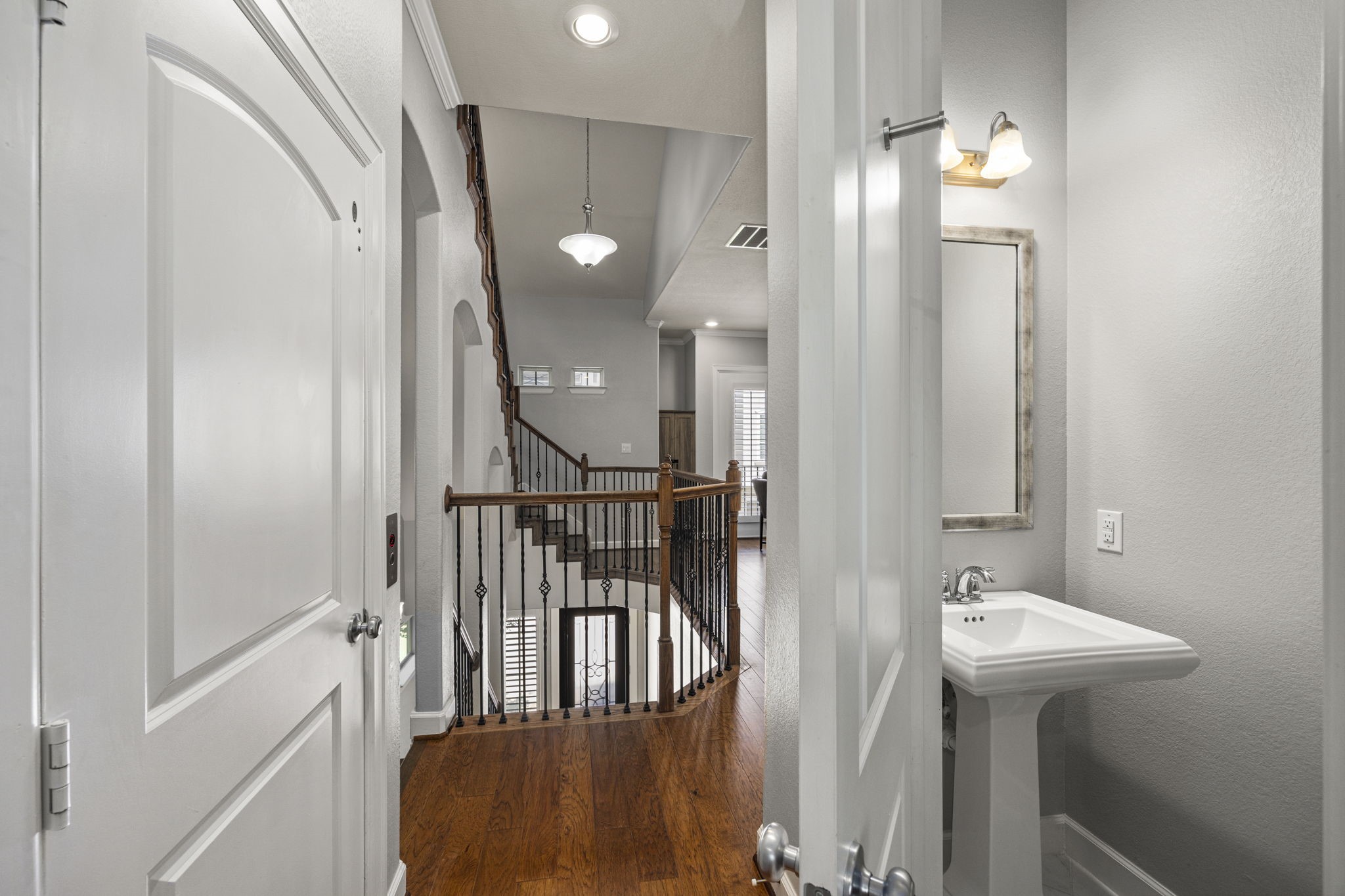 10823 Kyler Oaks Place Property Photo 28
